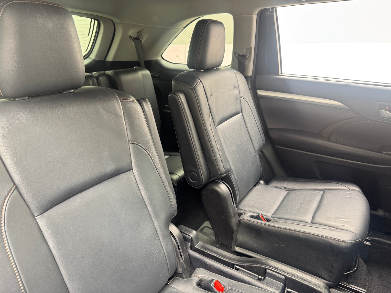 Thumbnail: 2017 Toyota Highlander - 5