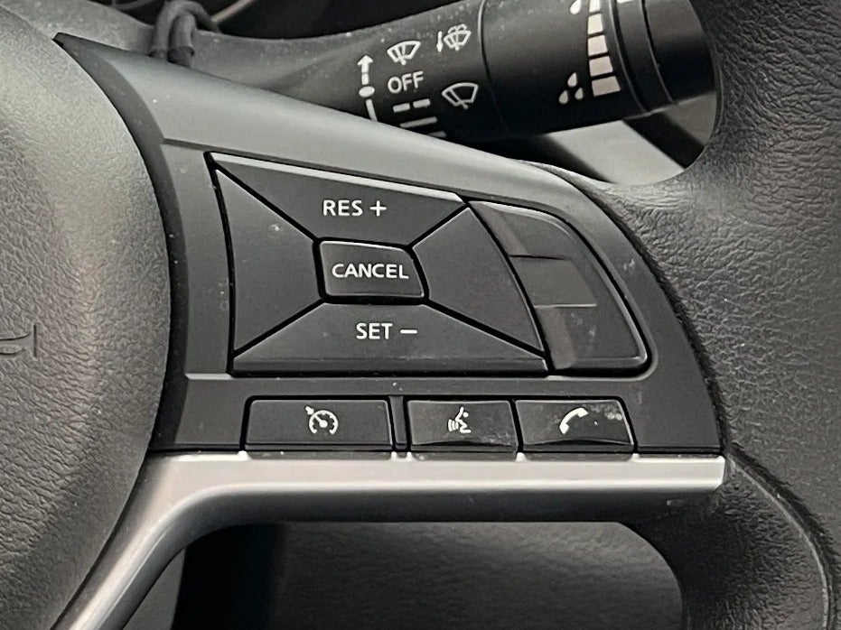 2025 Nissan Altima SV - Photo 14
