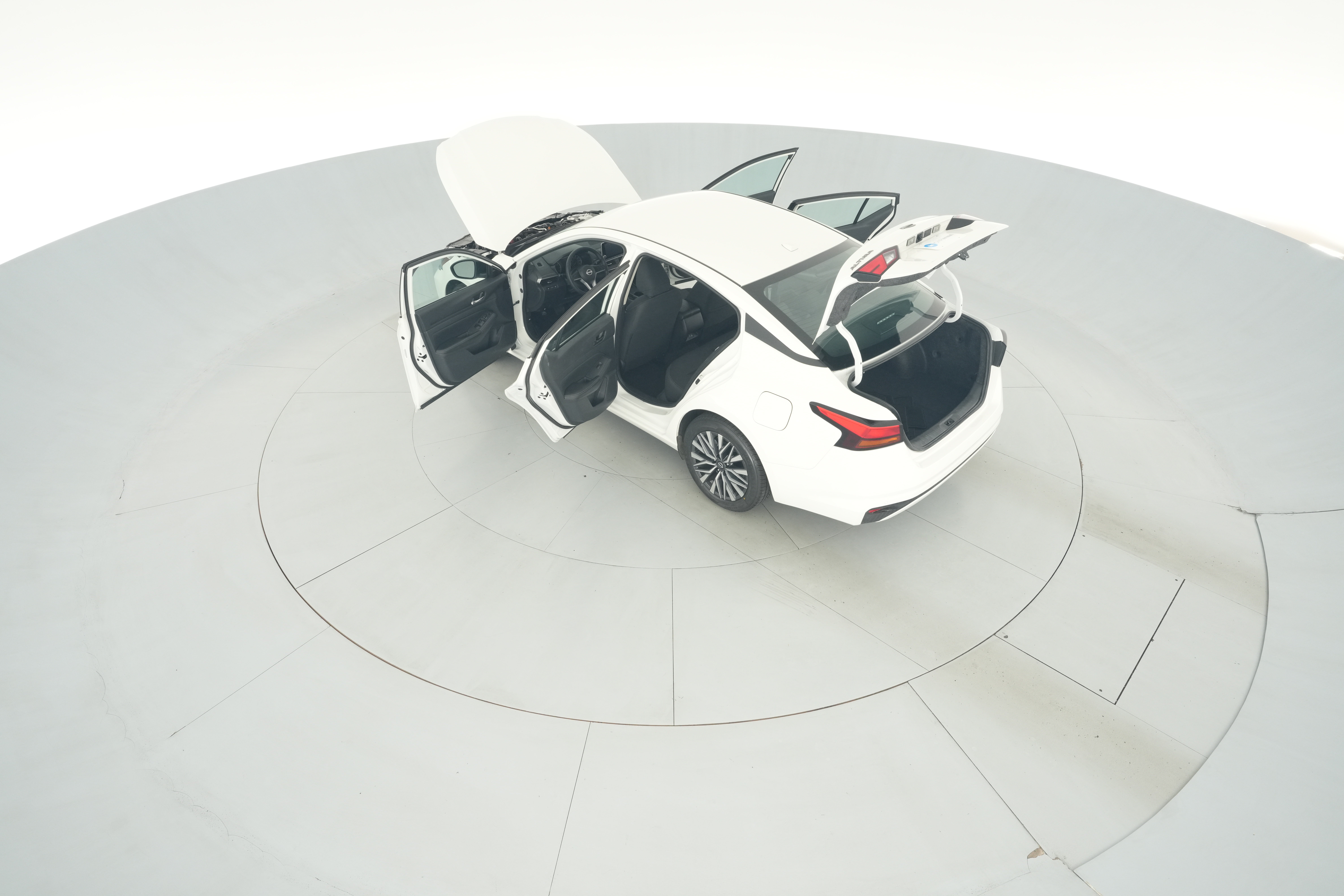 2025 Nissan Altima SV - Photo 39