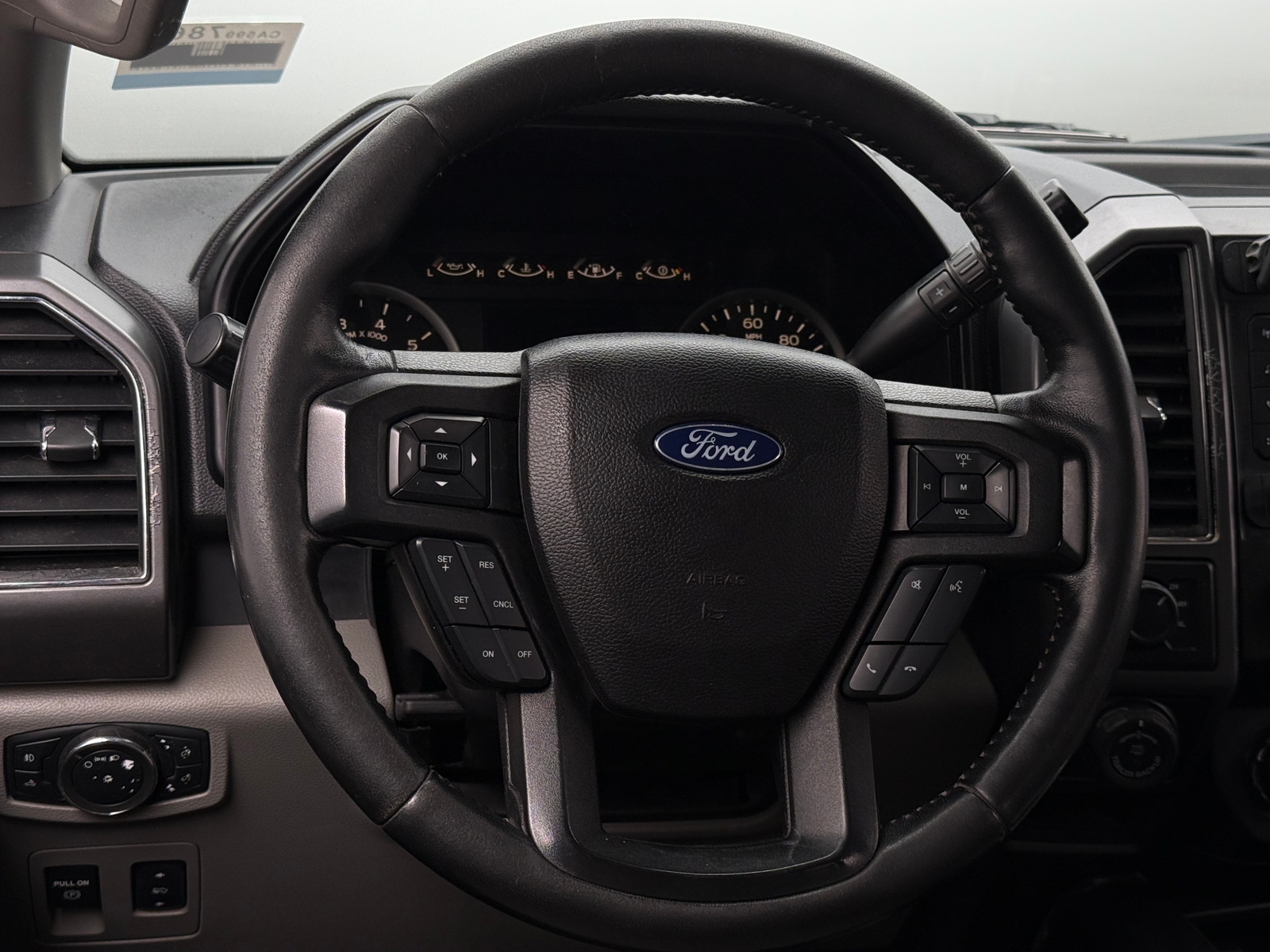 Thumbnail: 2018 Ford Econoline - 5