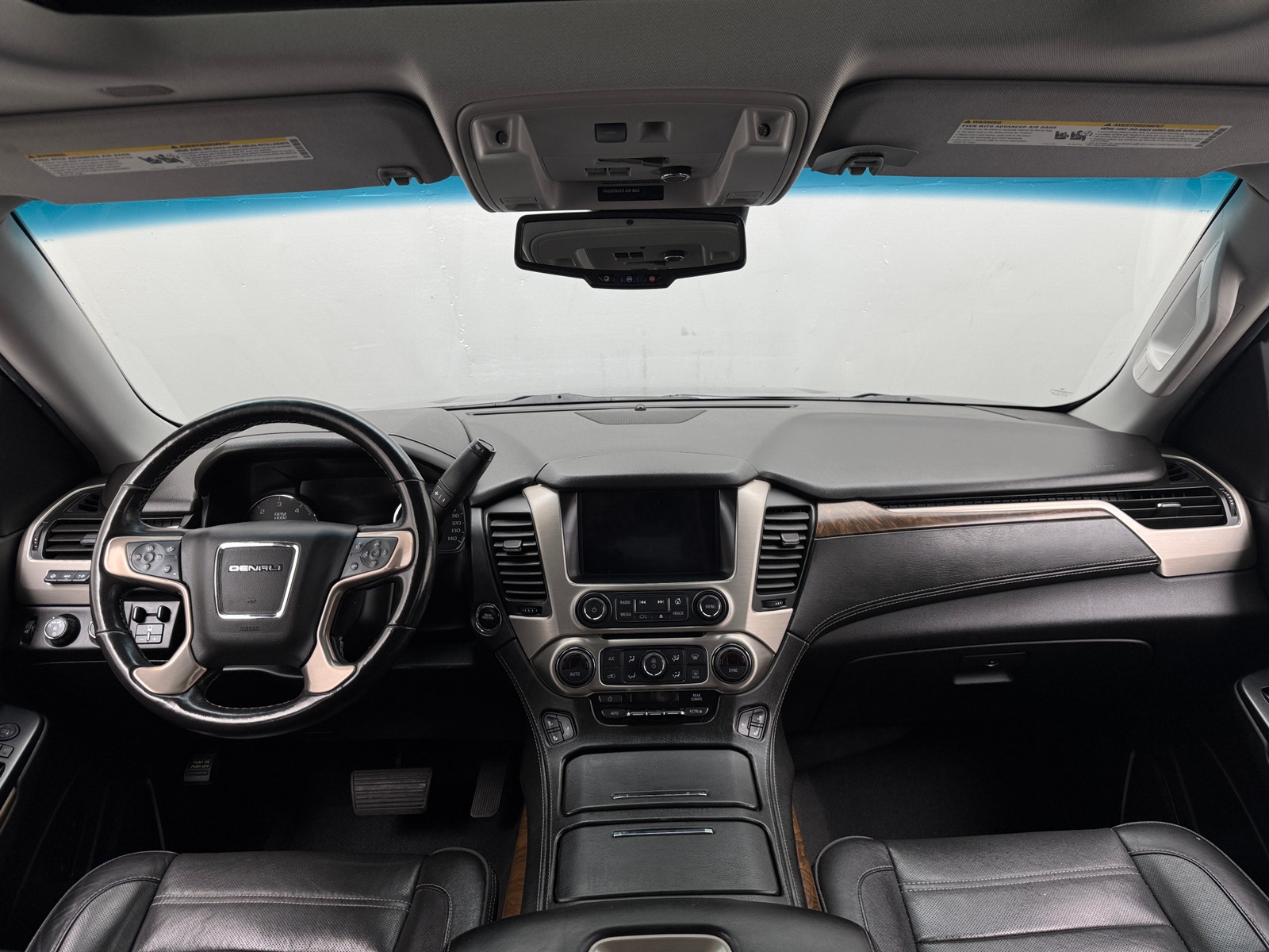 Thumbnail: 2019 GMC Yukon XL - 2