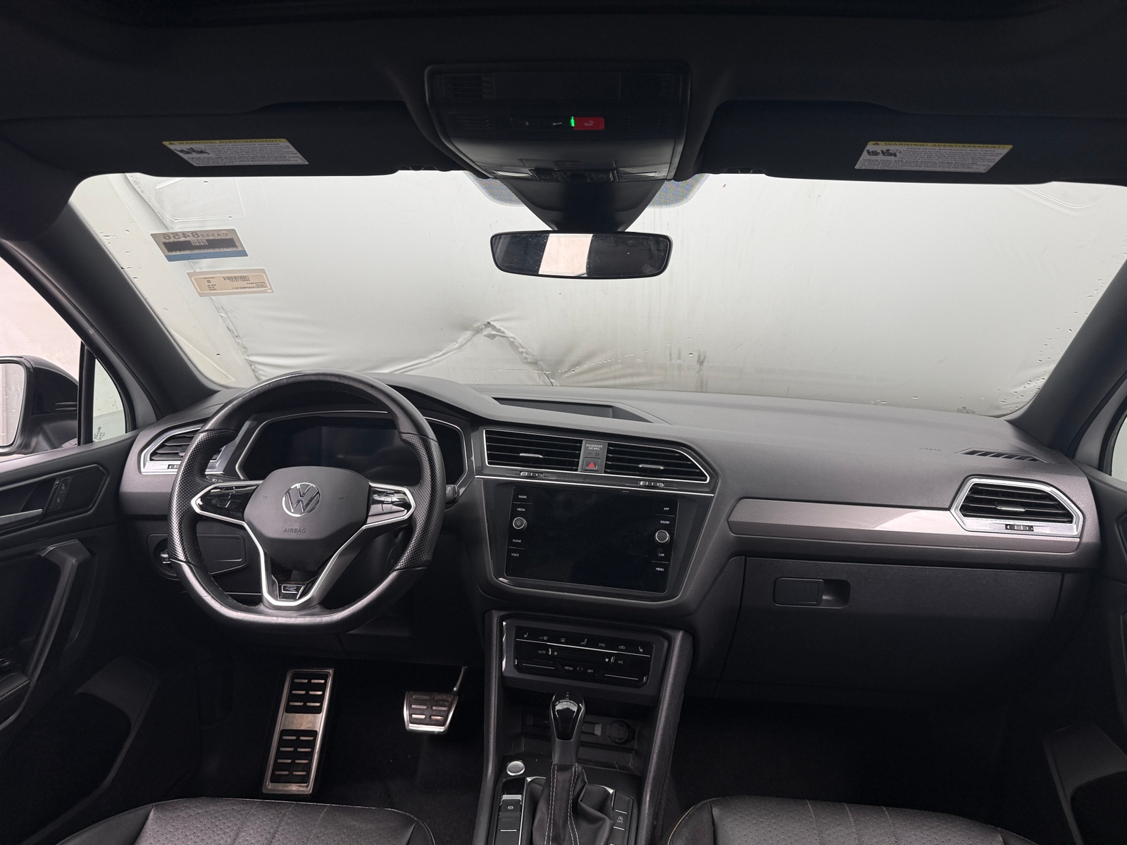 Thumbnail: 2023 Volkswagen Tiguan - 2