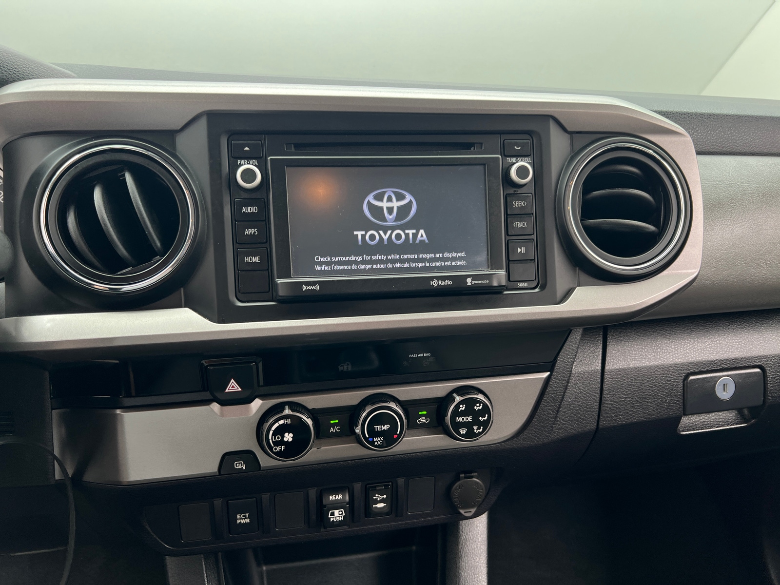Thumbnail: 2018 Toyota Tacoma - 4