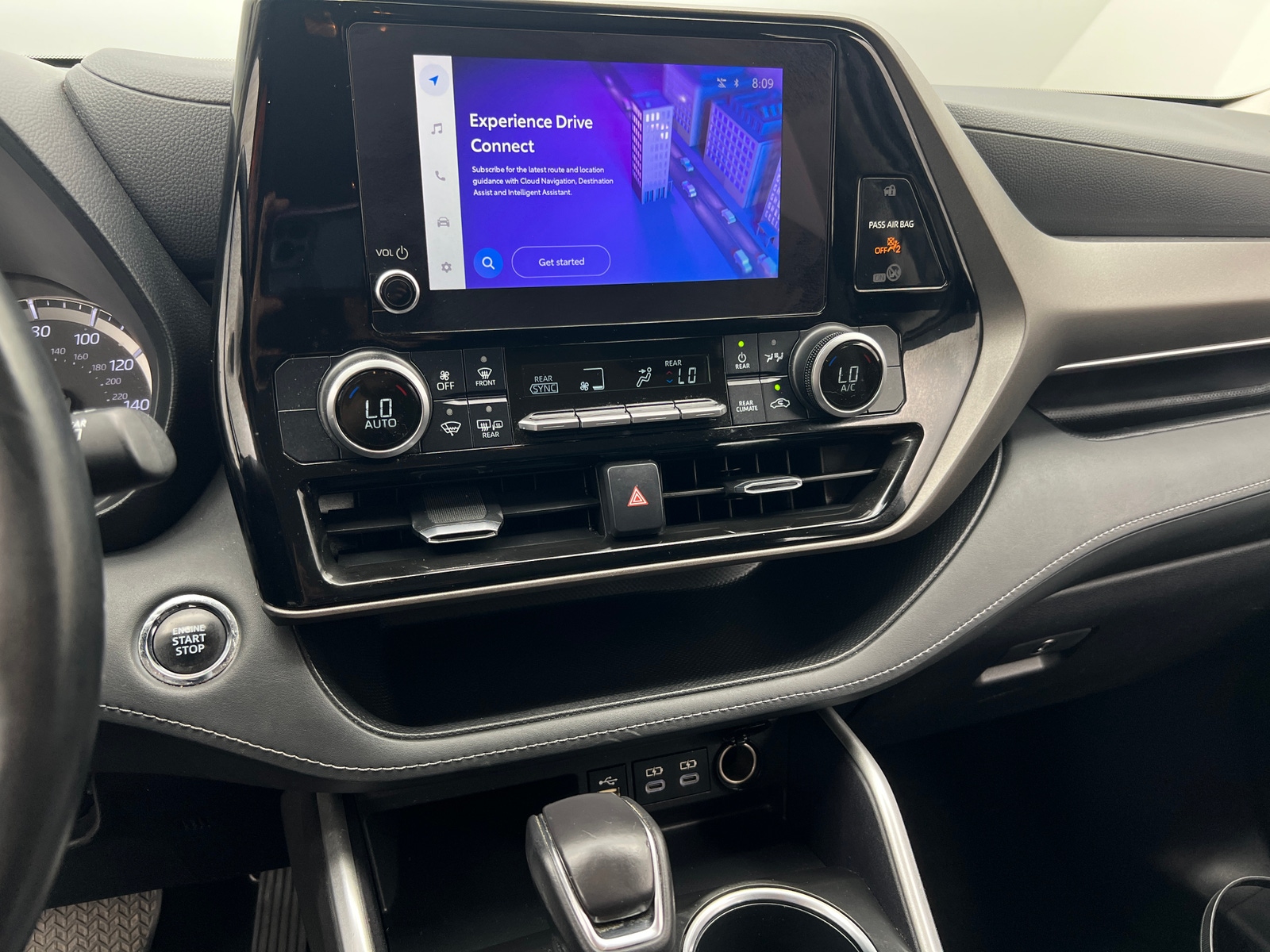 Thumbnail: 2023 Toyota Highlander - 4