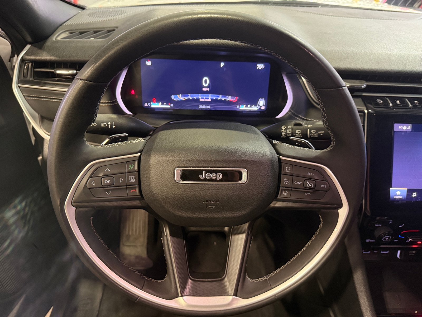 Thumbnail: 2024 Jeep Grand Cherokee - 4