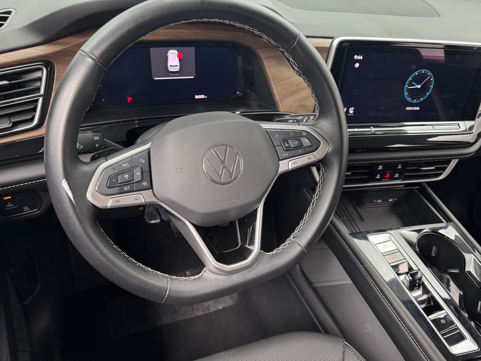 Thumbnail: 2025 Volkswagen Atlas - 4