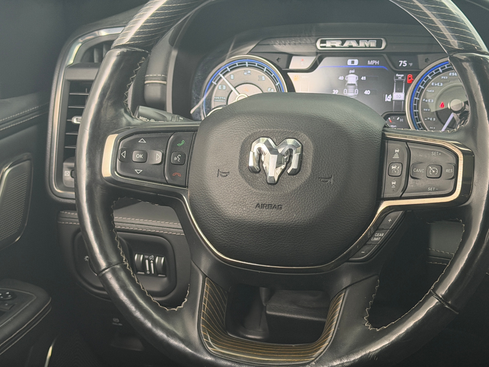 Thumbnail: 2019 RAM 1500 - 4