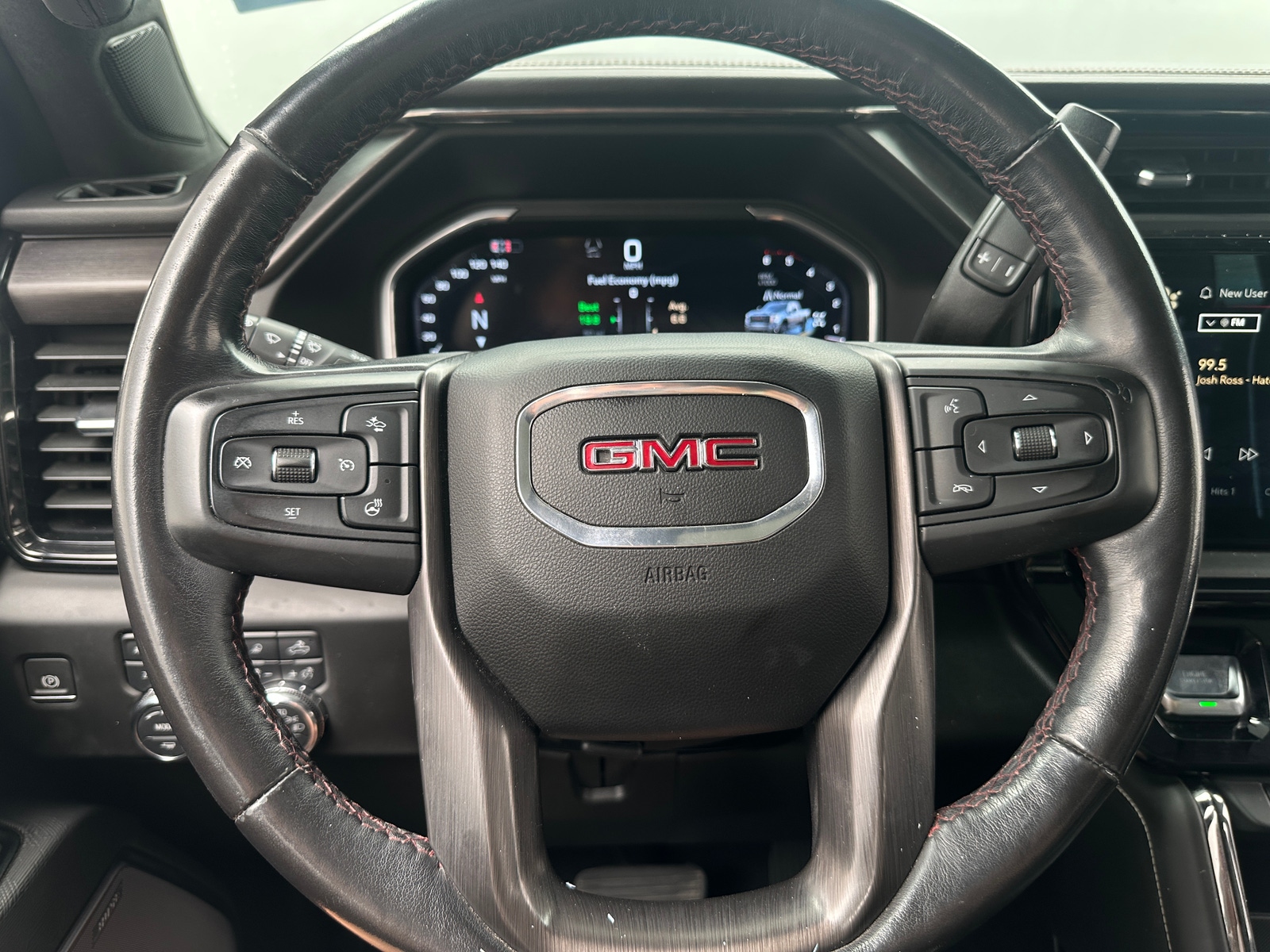 Thumbnail: 2024 GMC Sierra 2500 - 4