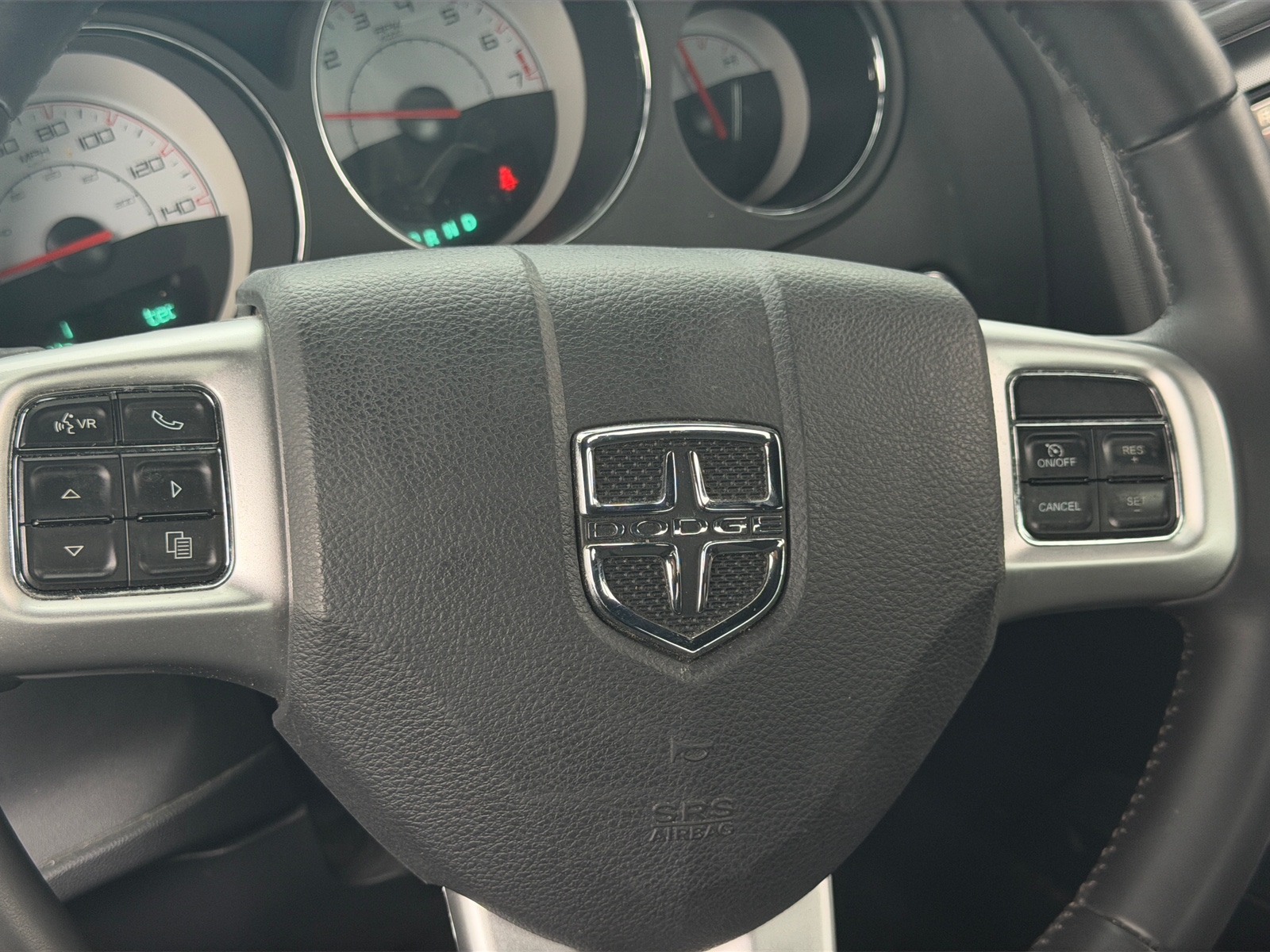 Thumbnail: 2014 Dodge Challenger - 4