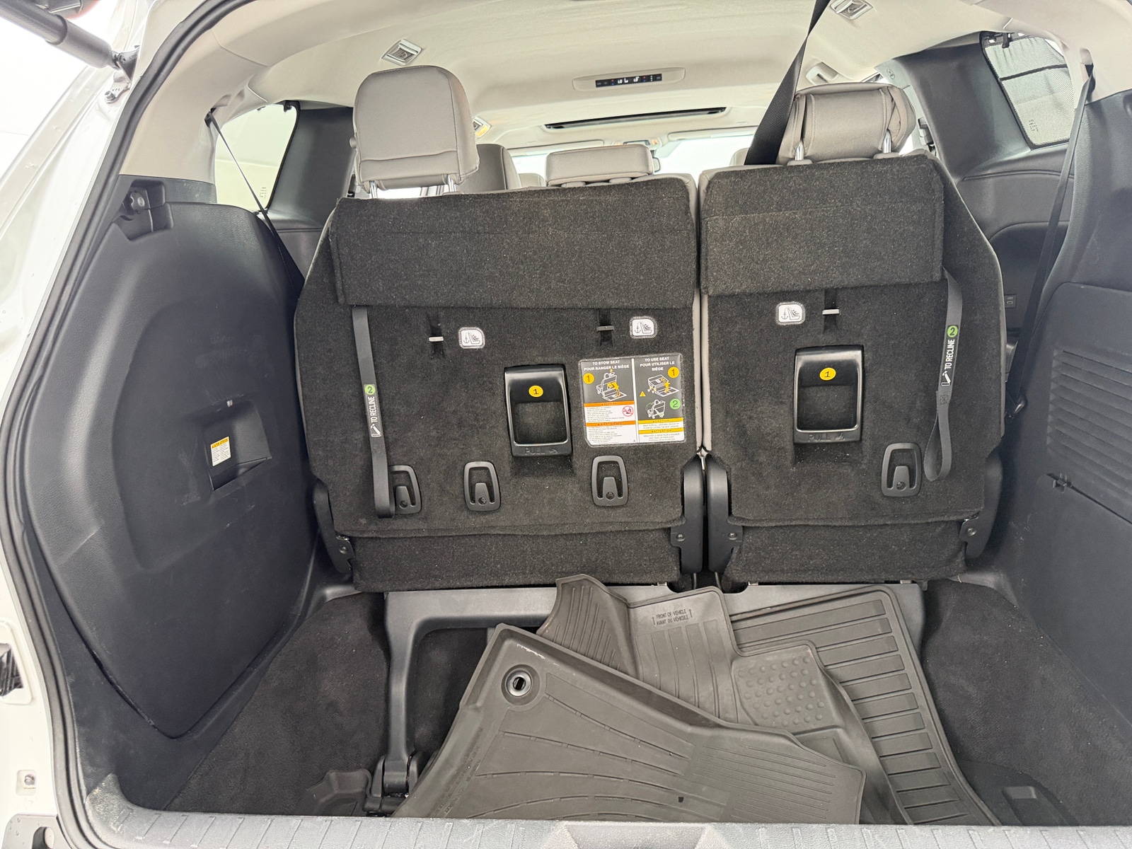 Thumbnail: 2026 Toyota Sienna - 6