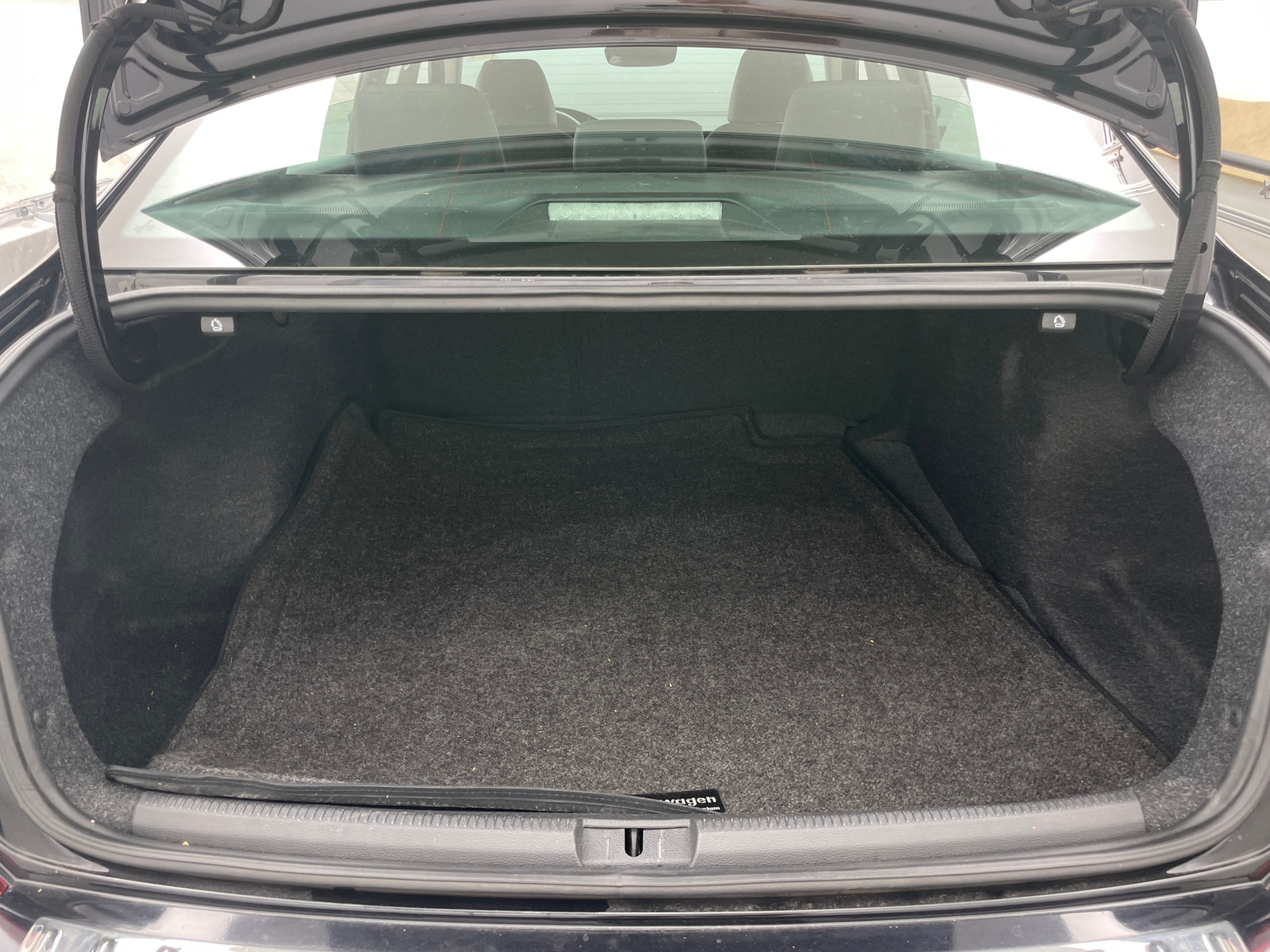 Thumbnail: 2021 Volkswagen Passat - 6