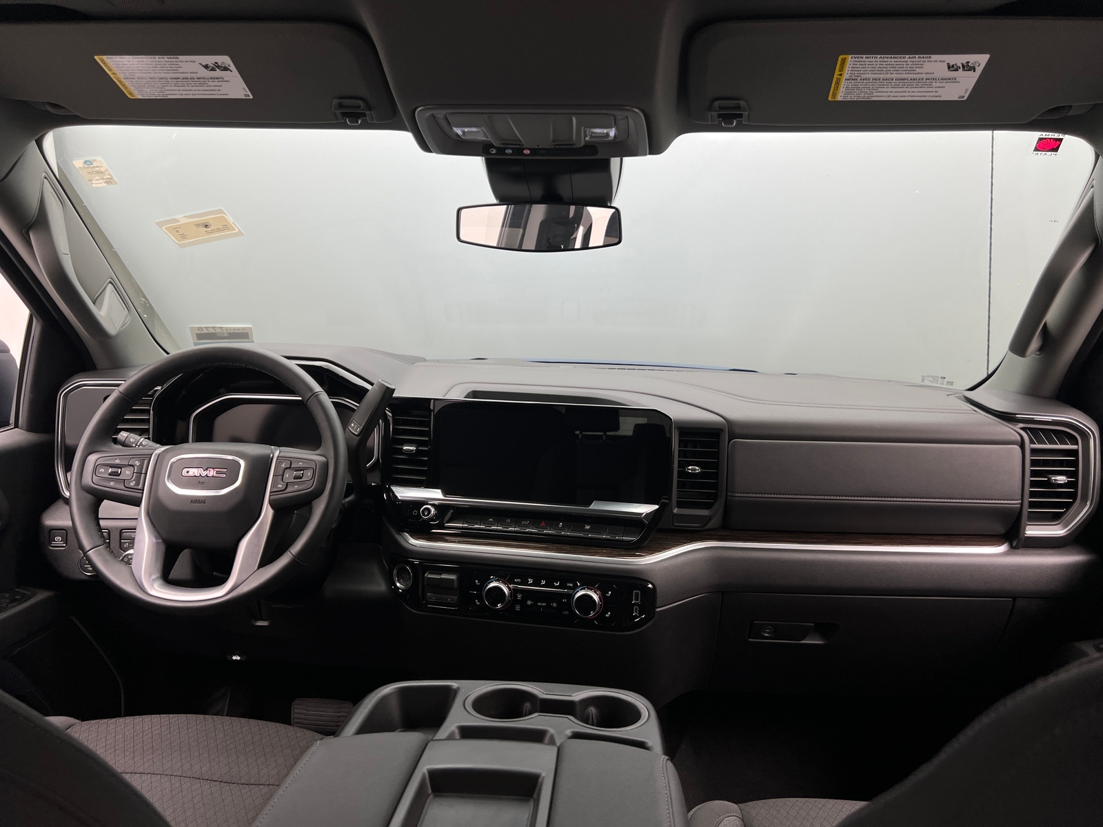 Thumbnail: 2026 GMC Sierra 1500 - 3
