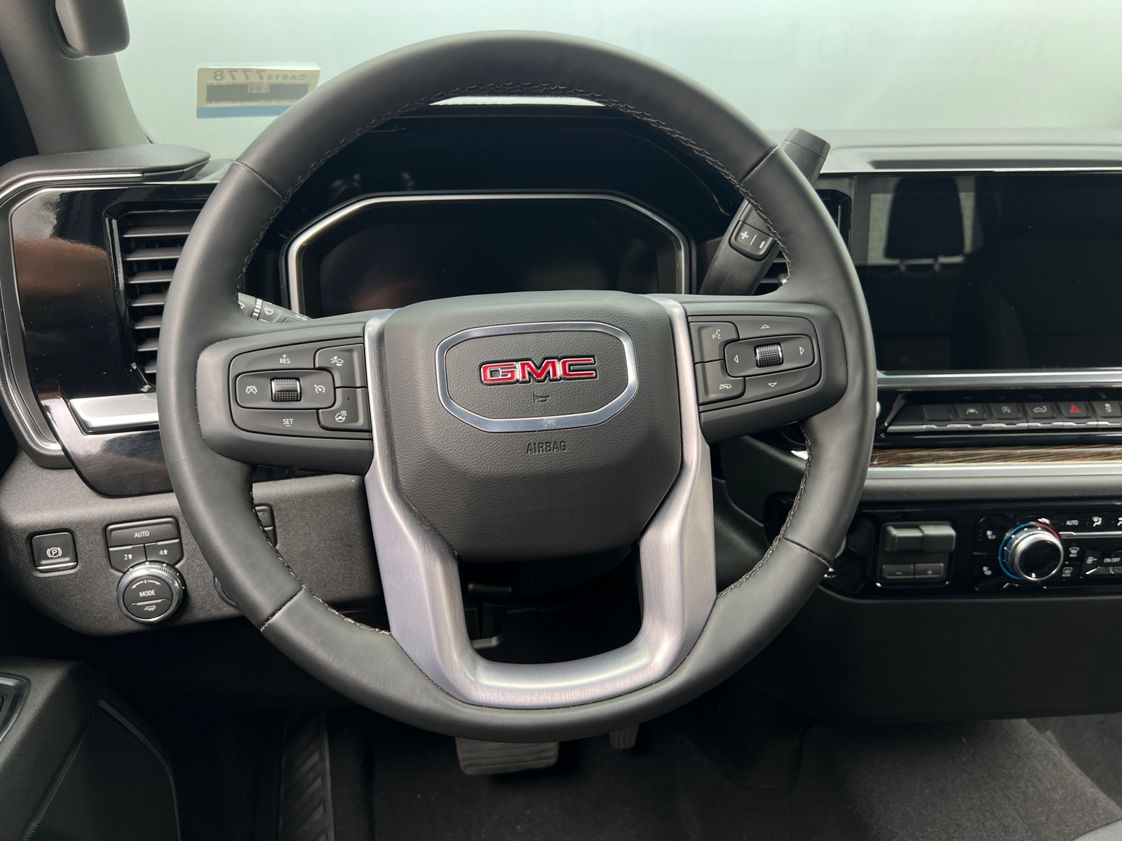 Thumbnail: 2026 GMC Sierra 1500 - 5
