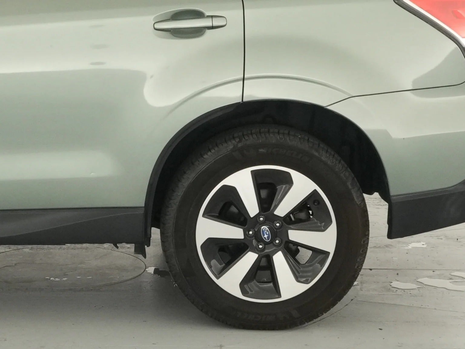 2017 Subaru Forester Base - Photo 14