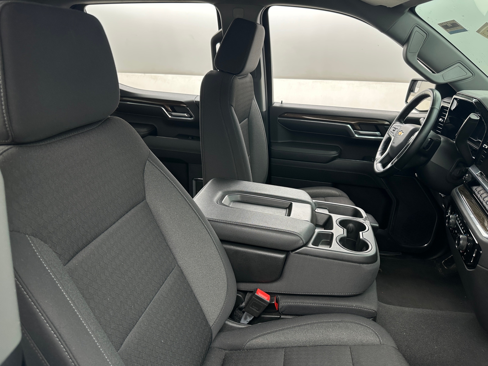 Thumbnail: 2024 Chevrolet Silverado 1500 - 2