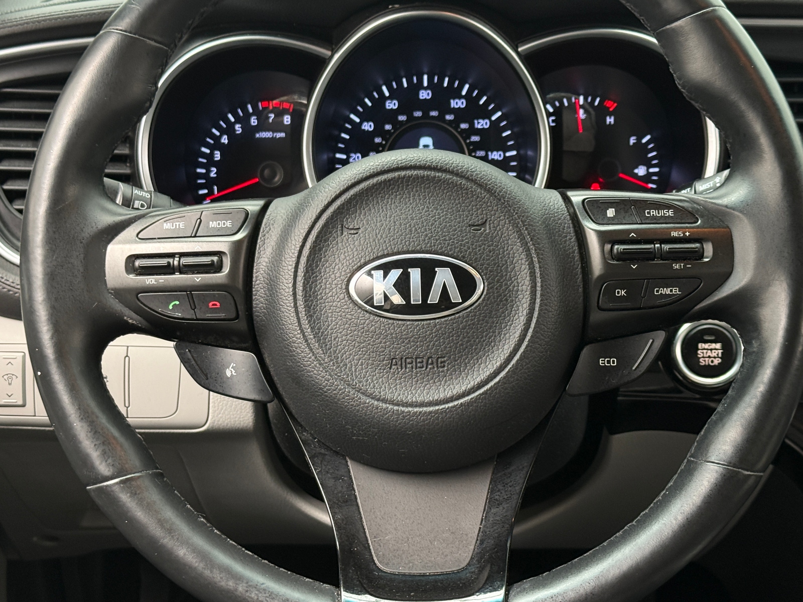 Thumbnail: 2015 Kia Optima - 4