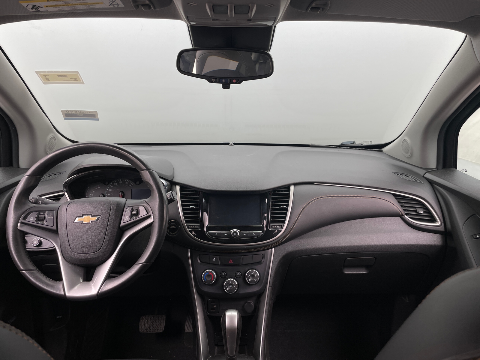 Thumbnail: 2017 Chevrolet Trax - 2