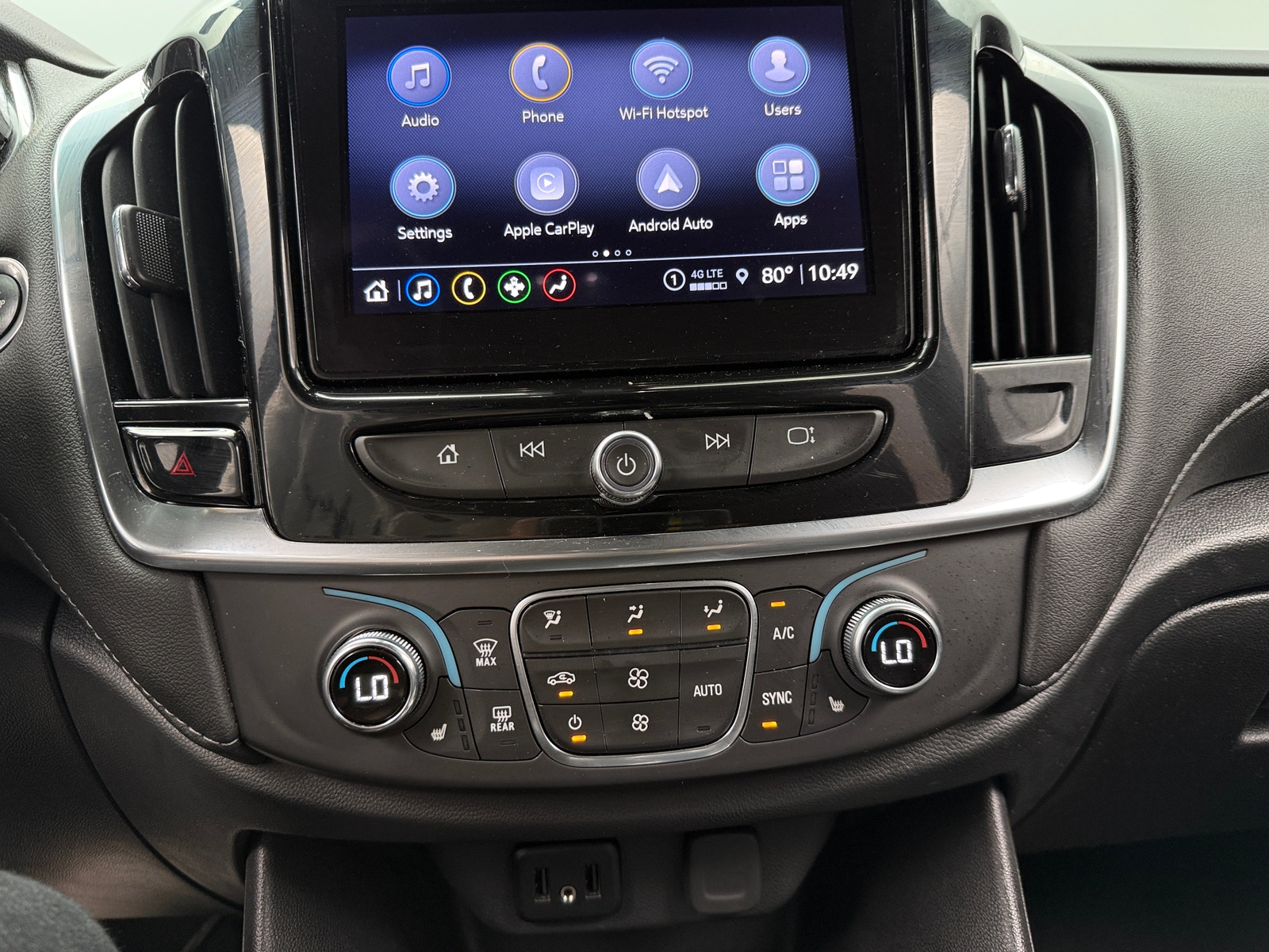 Thumbnail: 2023 Chevrolet Traverse - 4