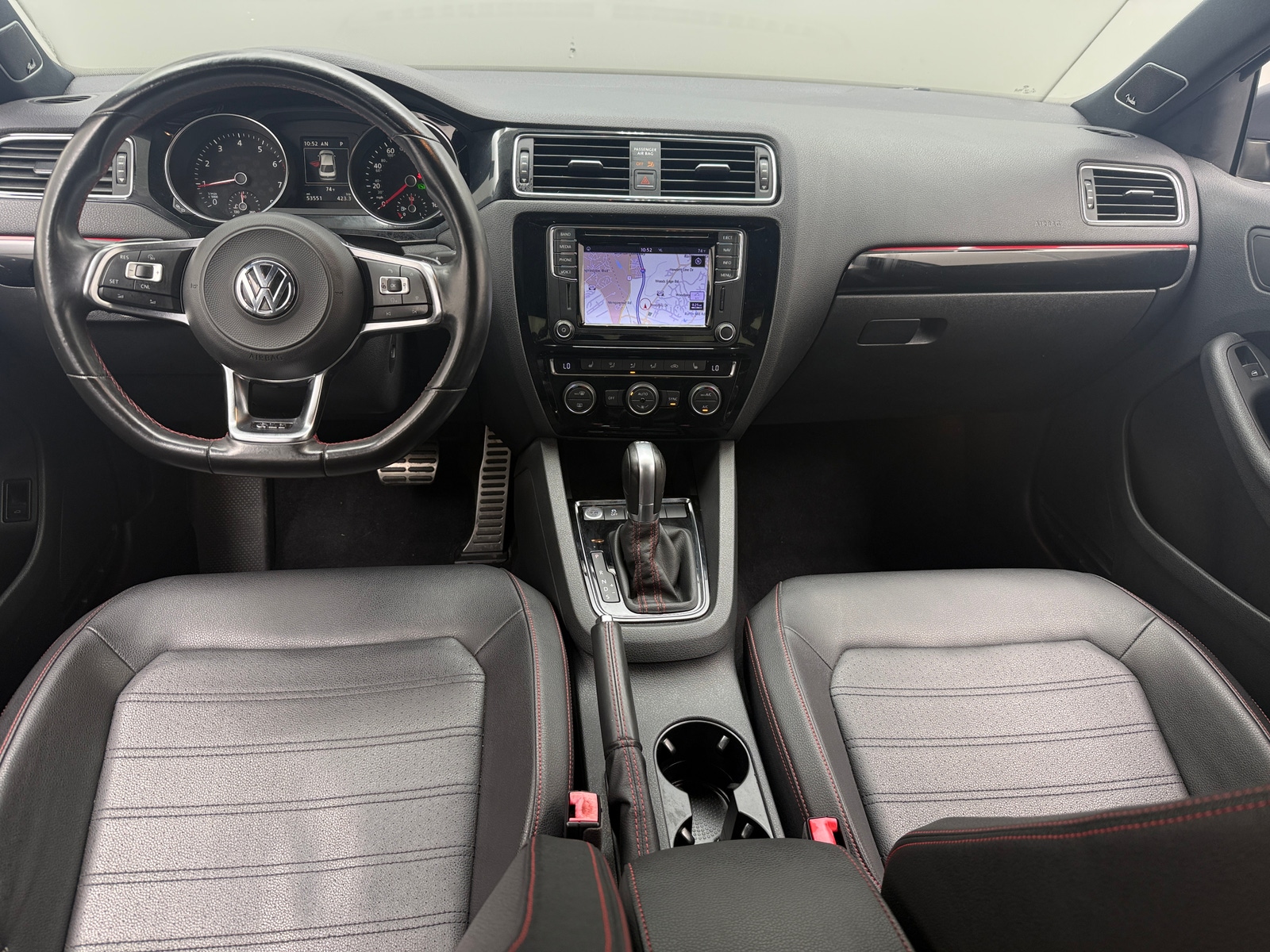 Thumbnail: 2017 Volkswagen Jetta - 2