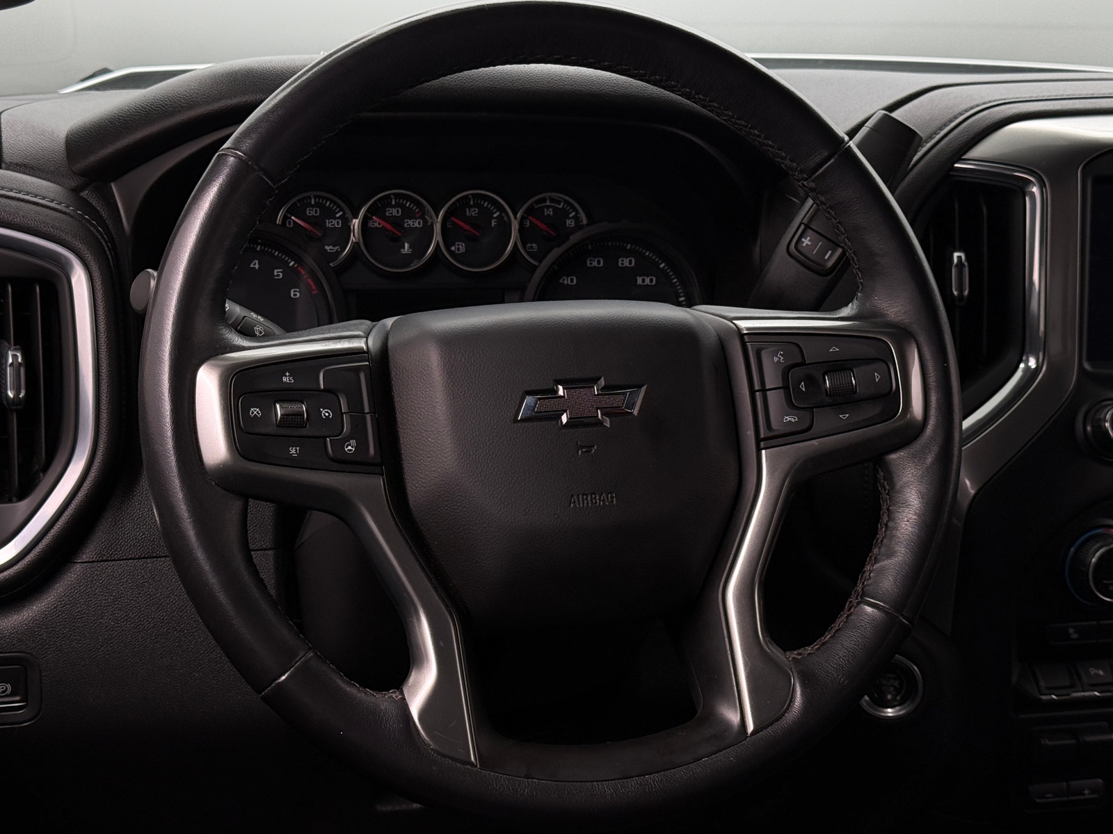 Thumbnail: 2021 Chevrolet Silverado 1500 - 5