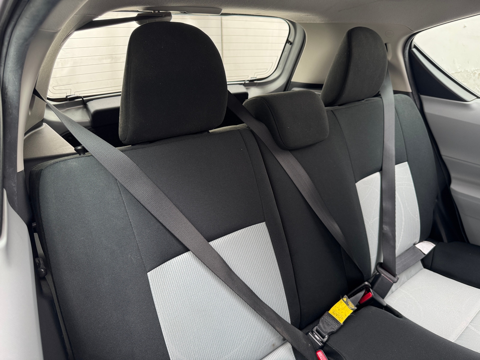 Thumbnail: 2014 Toyota Prius c - 6