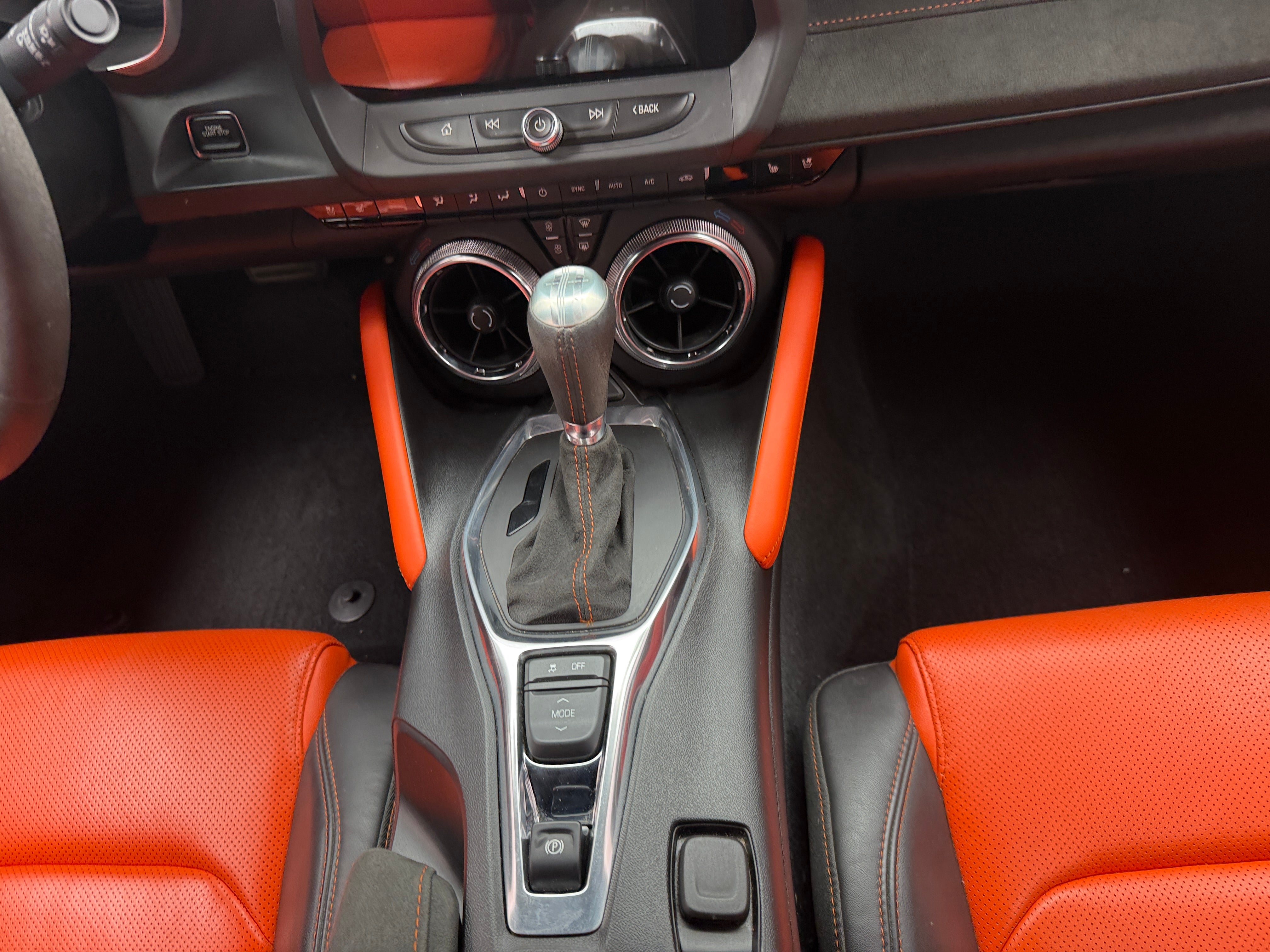 2018 Chevrolet Camaro 2SS - Photo 3