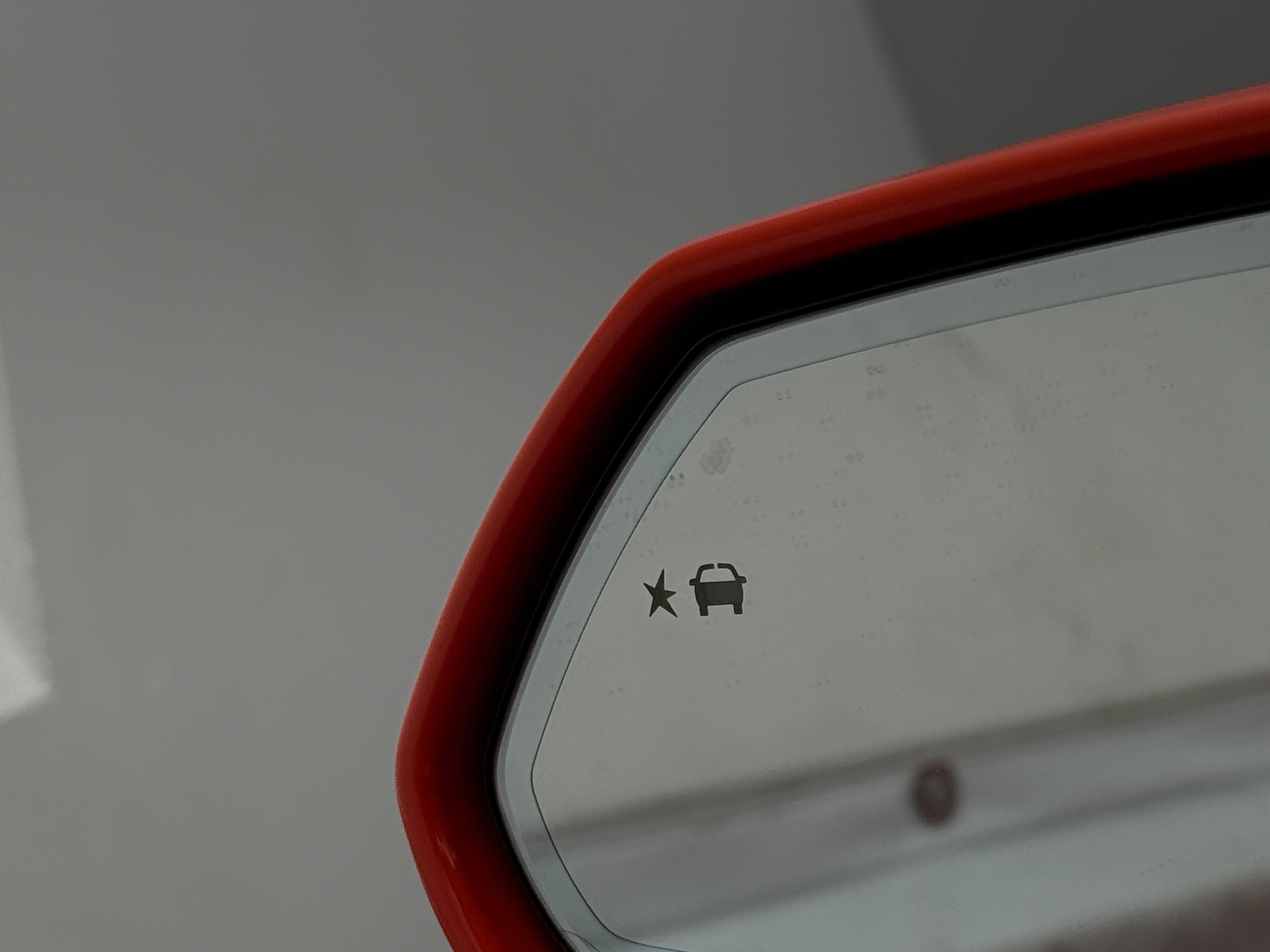2018 Chevrolet Camaro 2SS - Photo 9