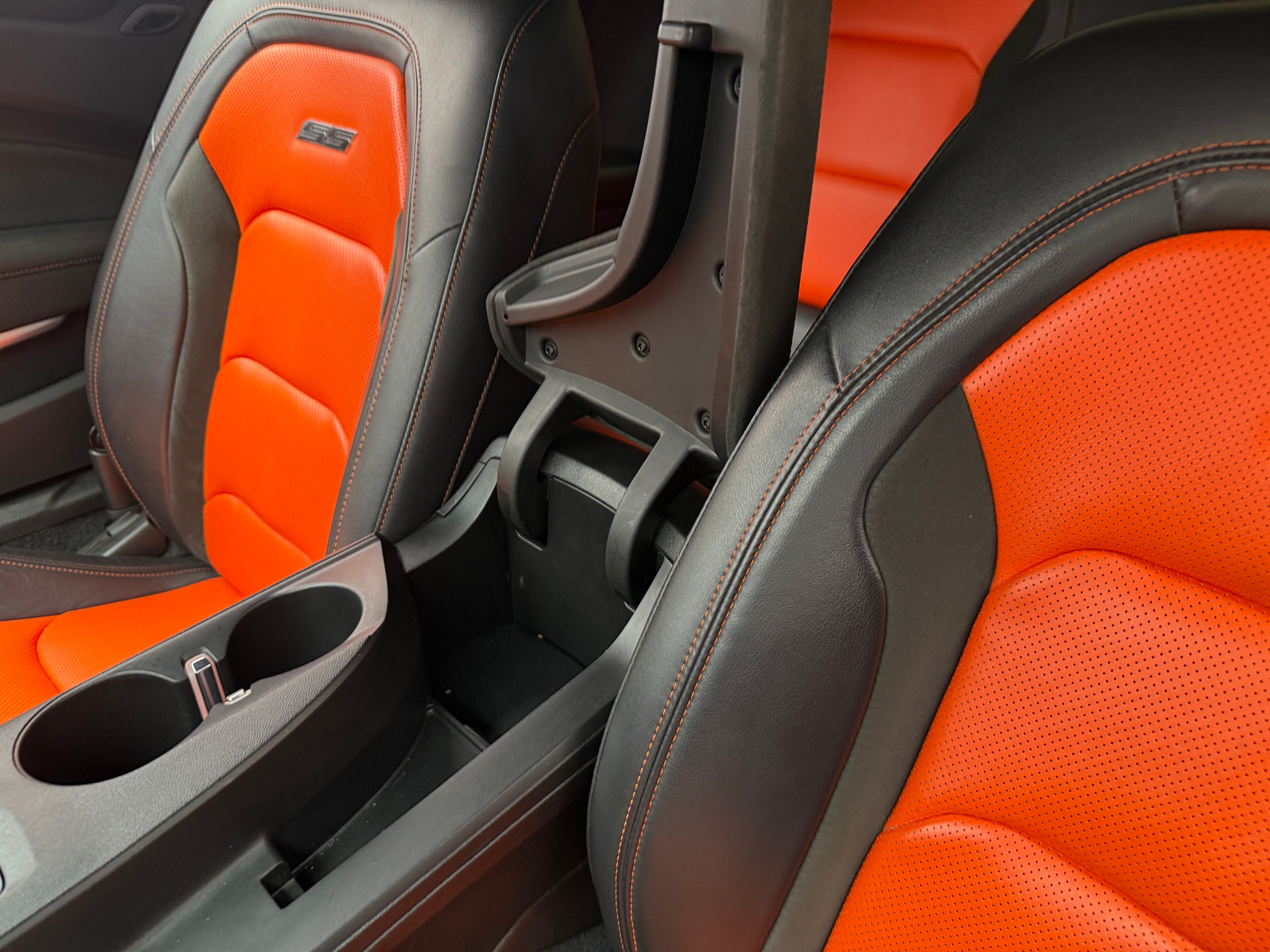 2018 Chevrolet Camaro 2SS - Photo 17