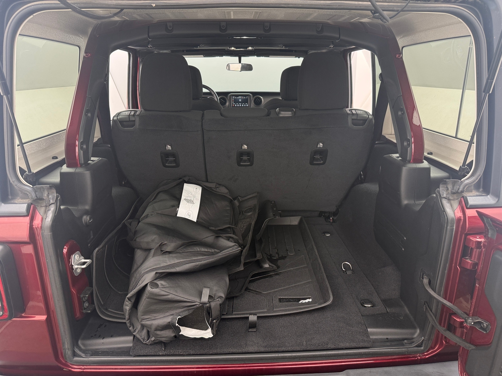 Thumbnail: 2021 Jeep Wrangler - 7