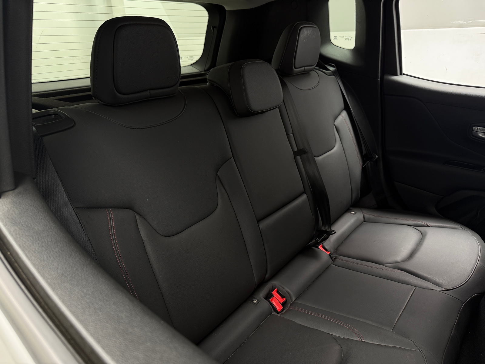 Thumbnail: 2021 Jeep Renegade - 5