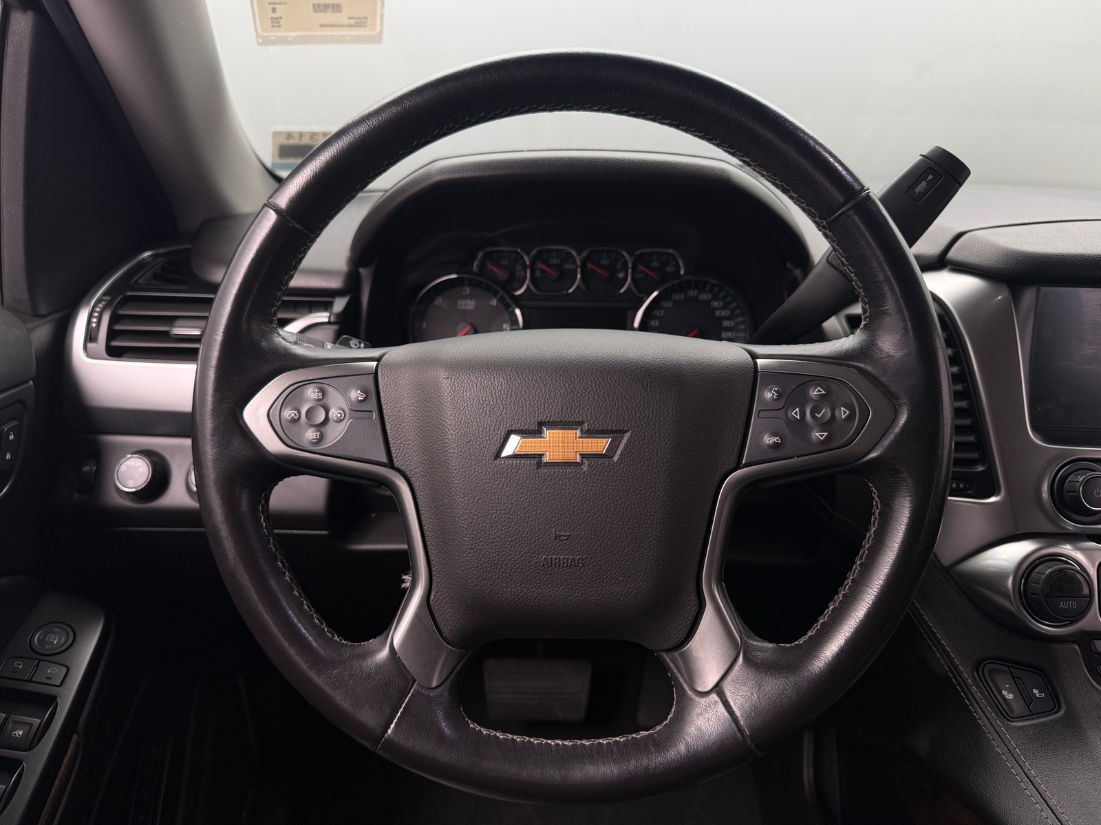 Thumbnail: 2019 Chevrolet Tahoe - 4