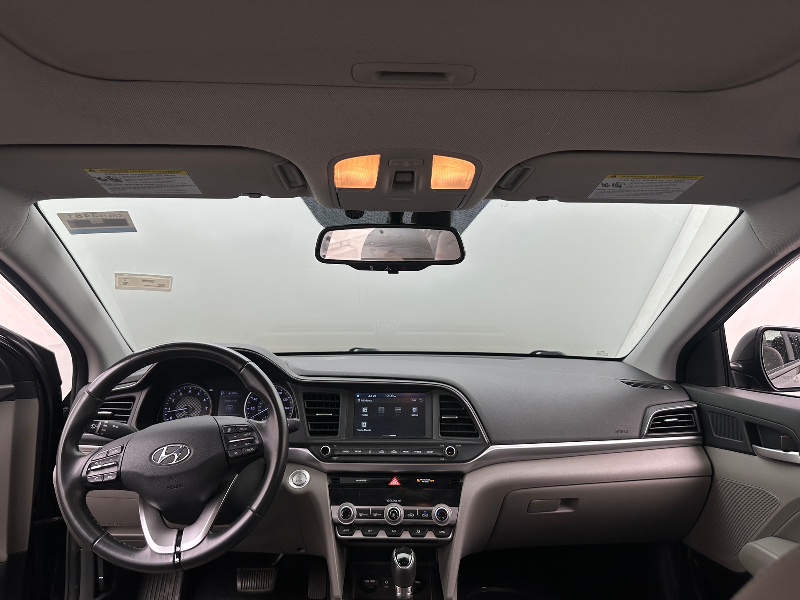 Thumbnail: 2019 Hyundai Elantra - 3