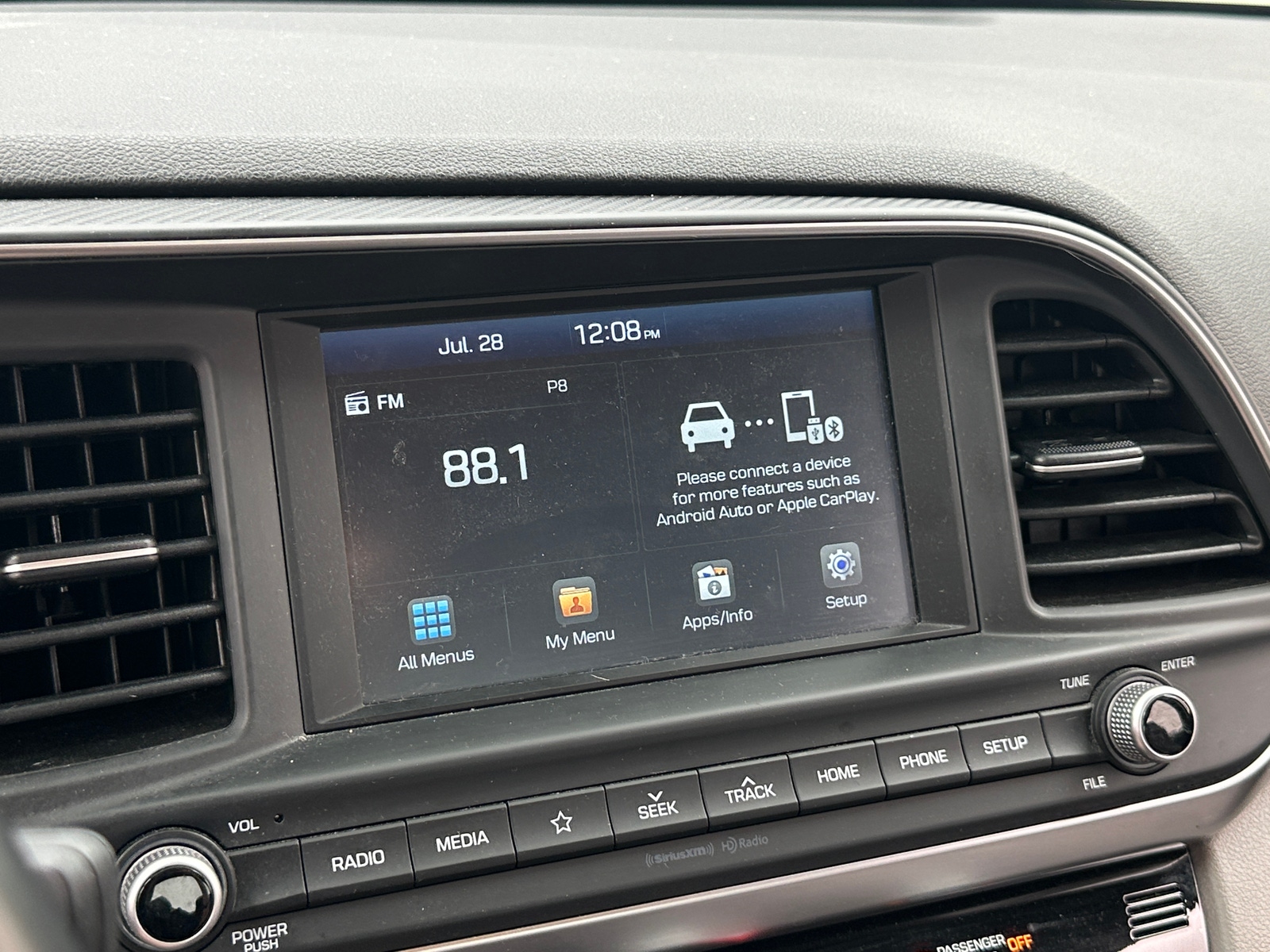 Thumbnail: 2019 Hyundai Elantra - 4