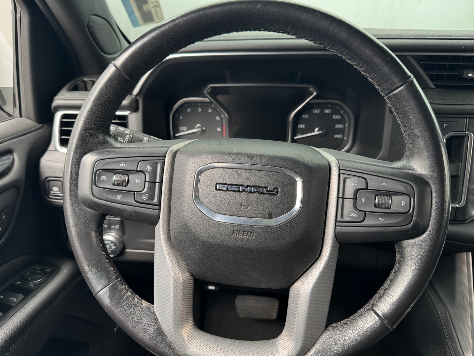Thumbnail: 2021 GMC Yukon - 4