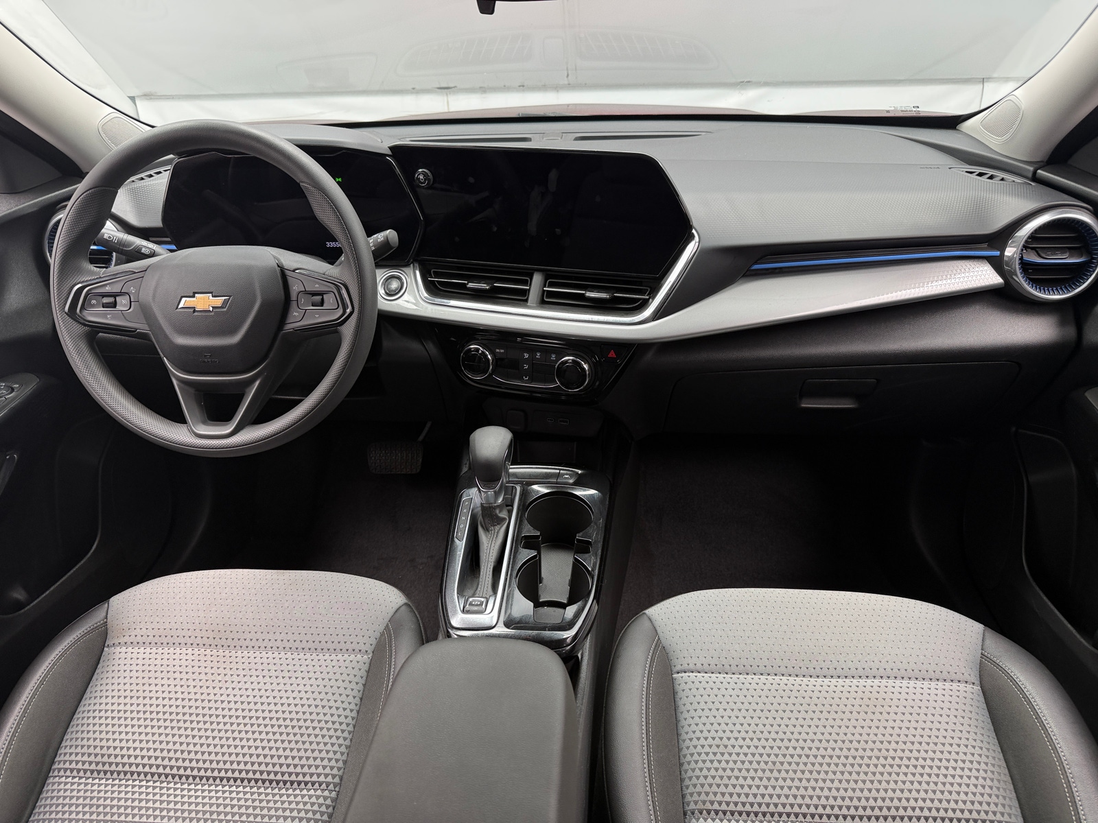 Thumbnail: 2025 Chevrolet Trax - 2
