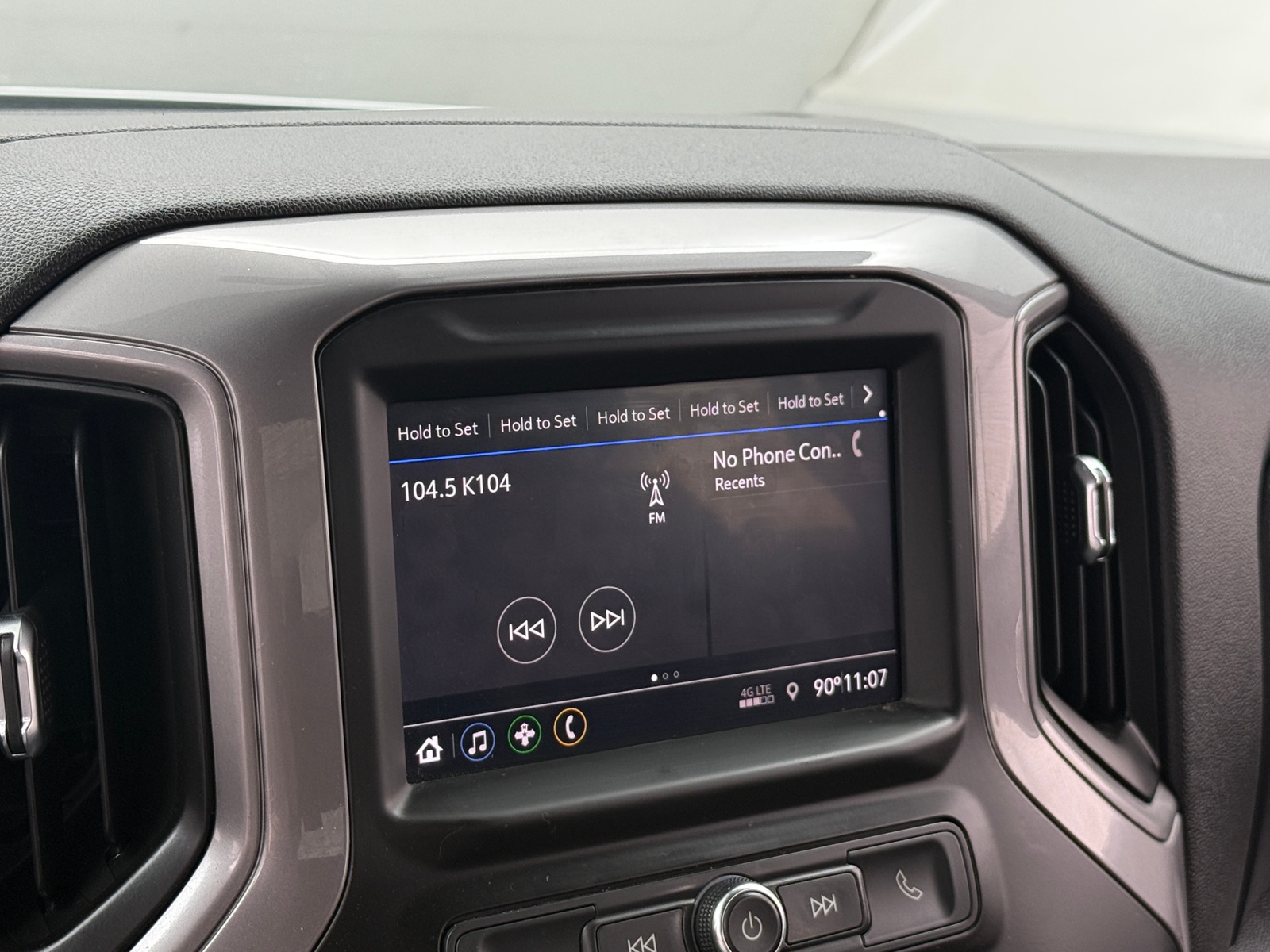 Thumbnail: 2021 Chevrolet Silverado 1500 - 4