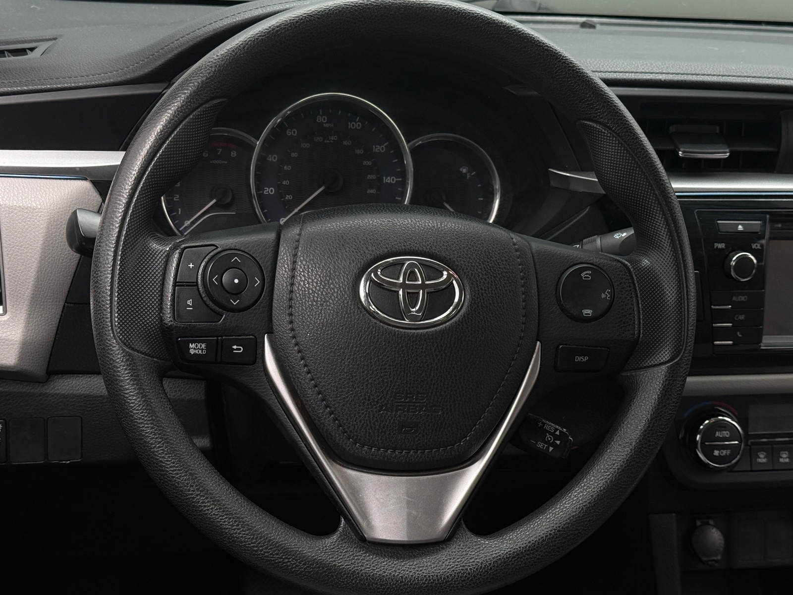Thumbnail: 2015 Toyota Corolla - 5