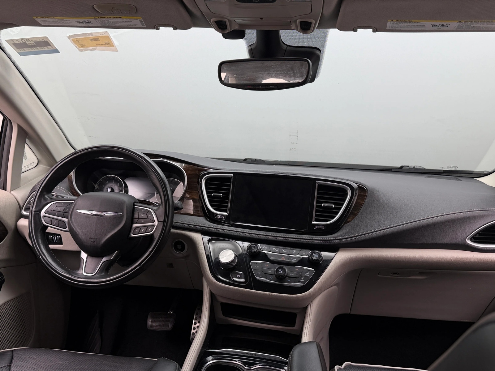 Thumbnail: 2022 Chrysler Pacifica - 2