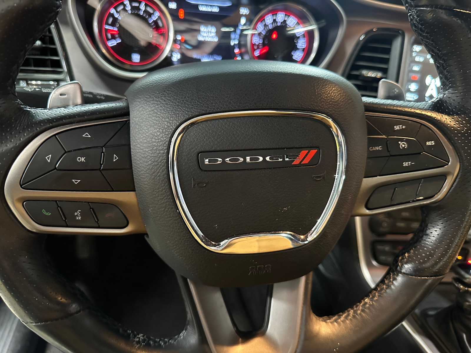 Thumbnail: 2022 Dodge Challenger - 3