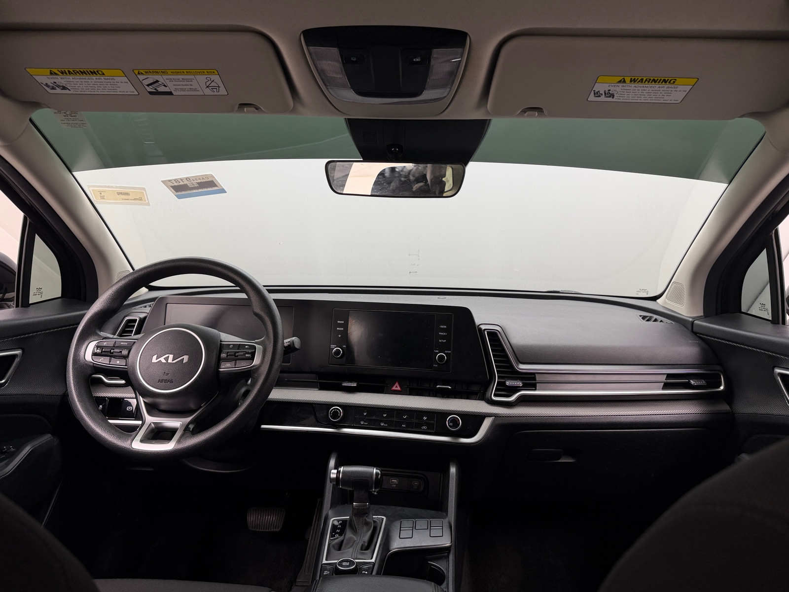 Thumbnail: 2023 Kia Sportage - 3