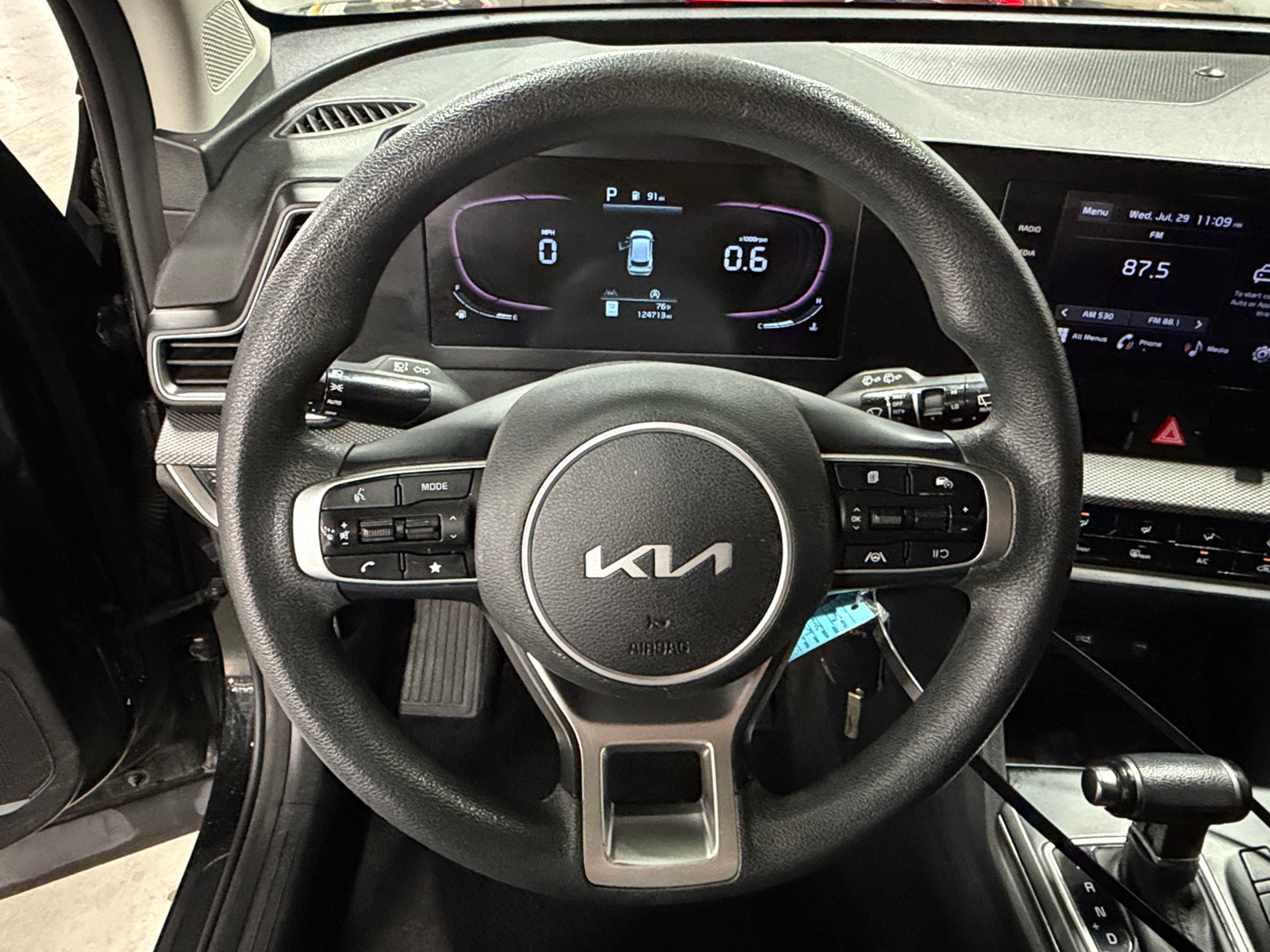 Thumbnail: 2023 Kia Sportage - 5