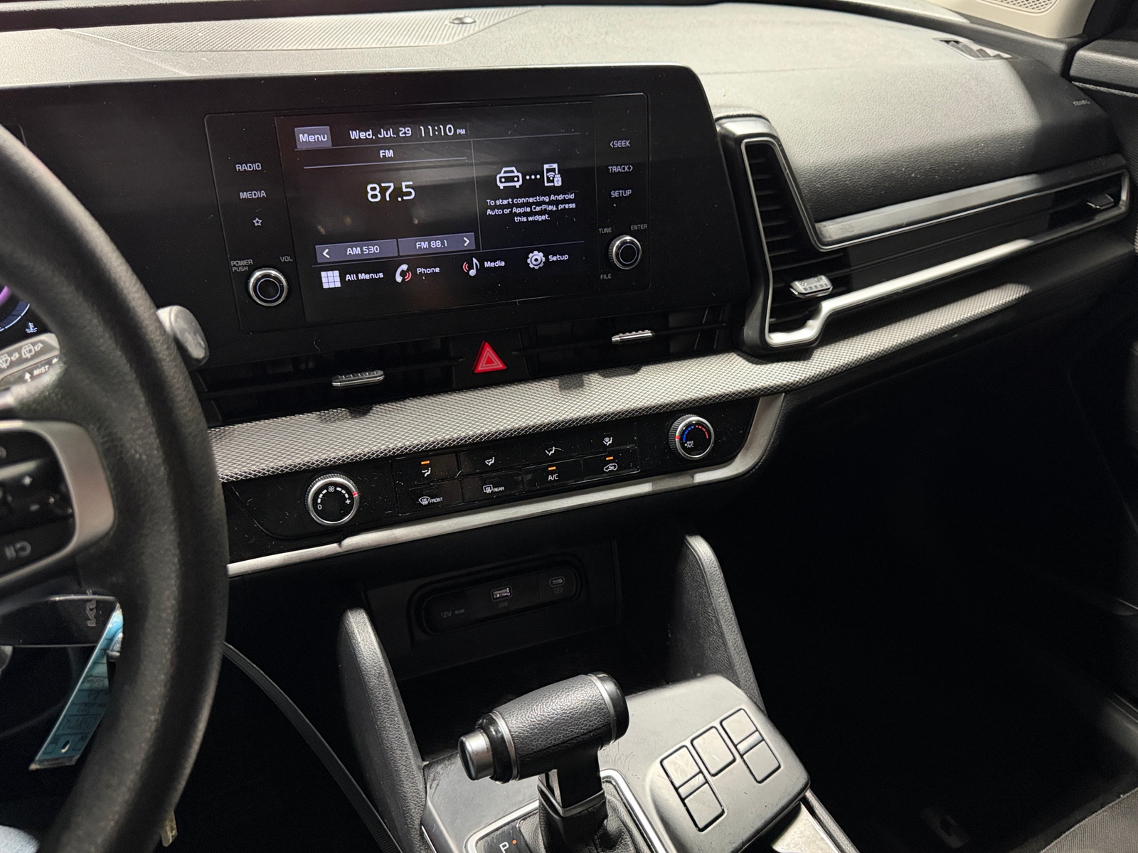 Thumbnail: 2023 Kia Sportage - 4