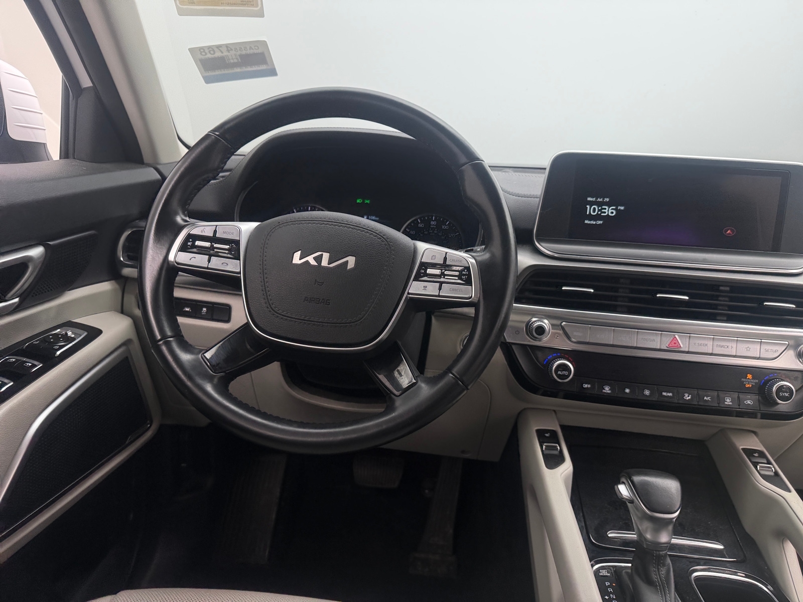 Thumbnail: 2022 Kia Telluride - 4