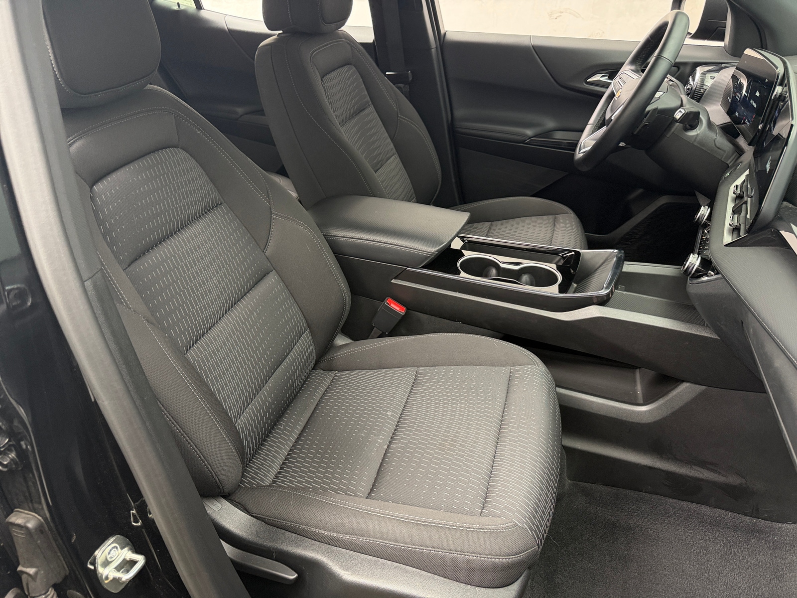 Thumbnail: 2025 Chevrolet Equinox - 2