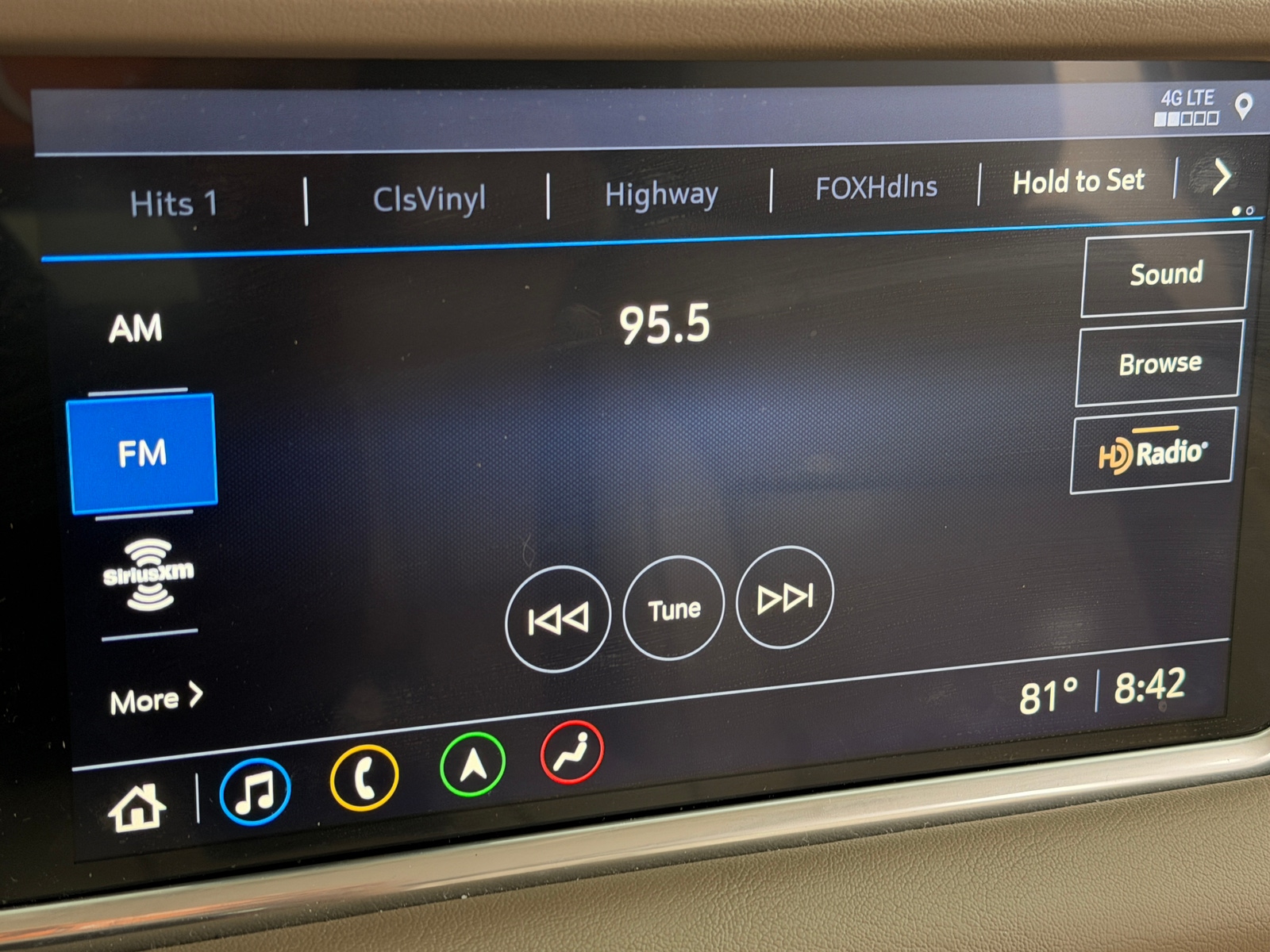 Thumbnail: 2021 GMC Yukon XL - 3