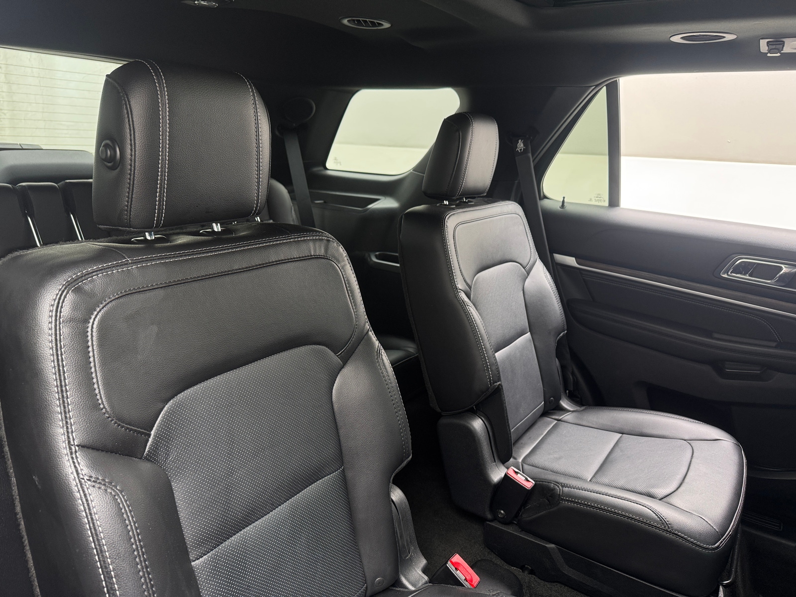 Thumbnail: 2017 Ford Explorer - 5