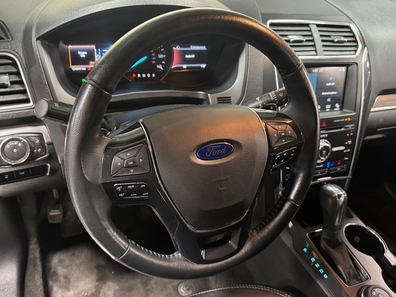 Thumbnail: 2017 Ford Explorer - 4