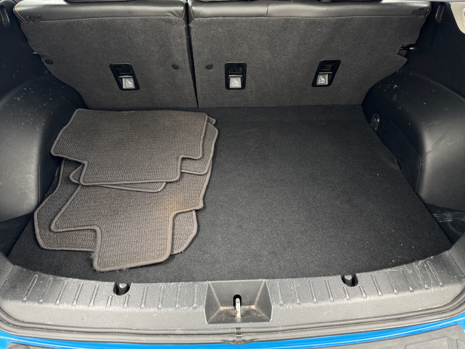 Thumbnail: 2016 Subaru Crosstrek - 7