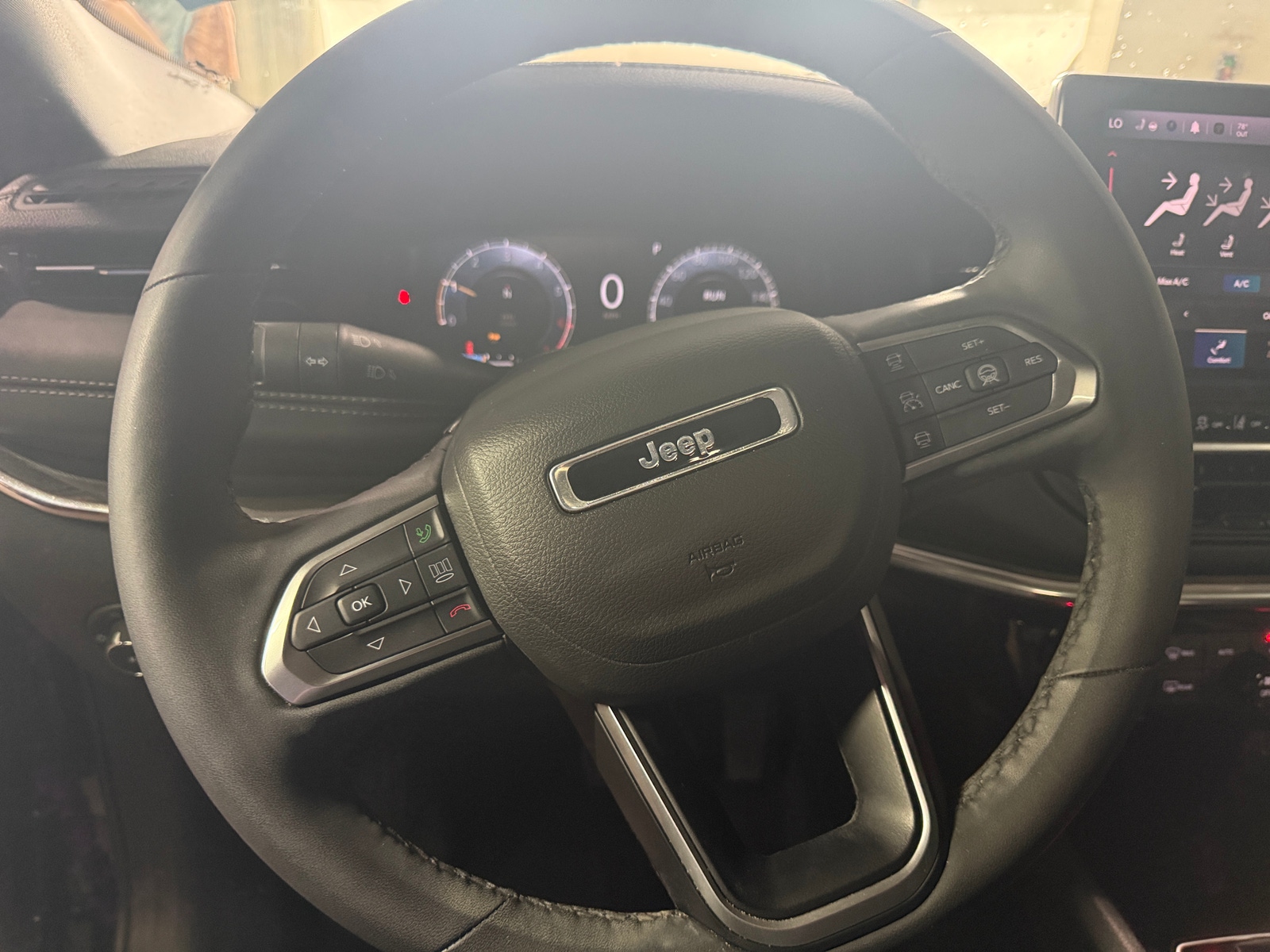 Thumbnail: 2023 Jeep Compass - 4