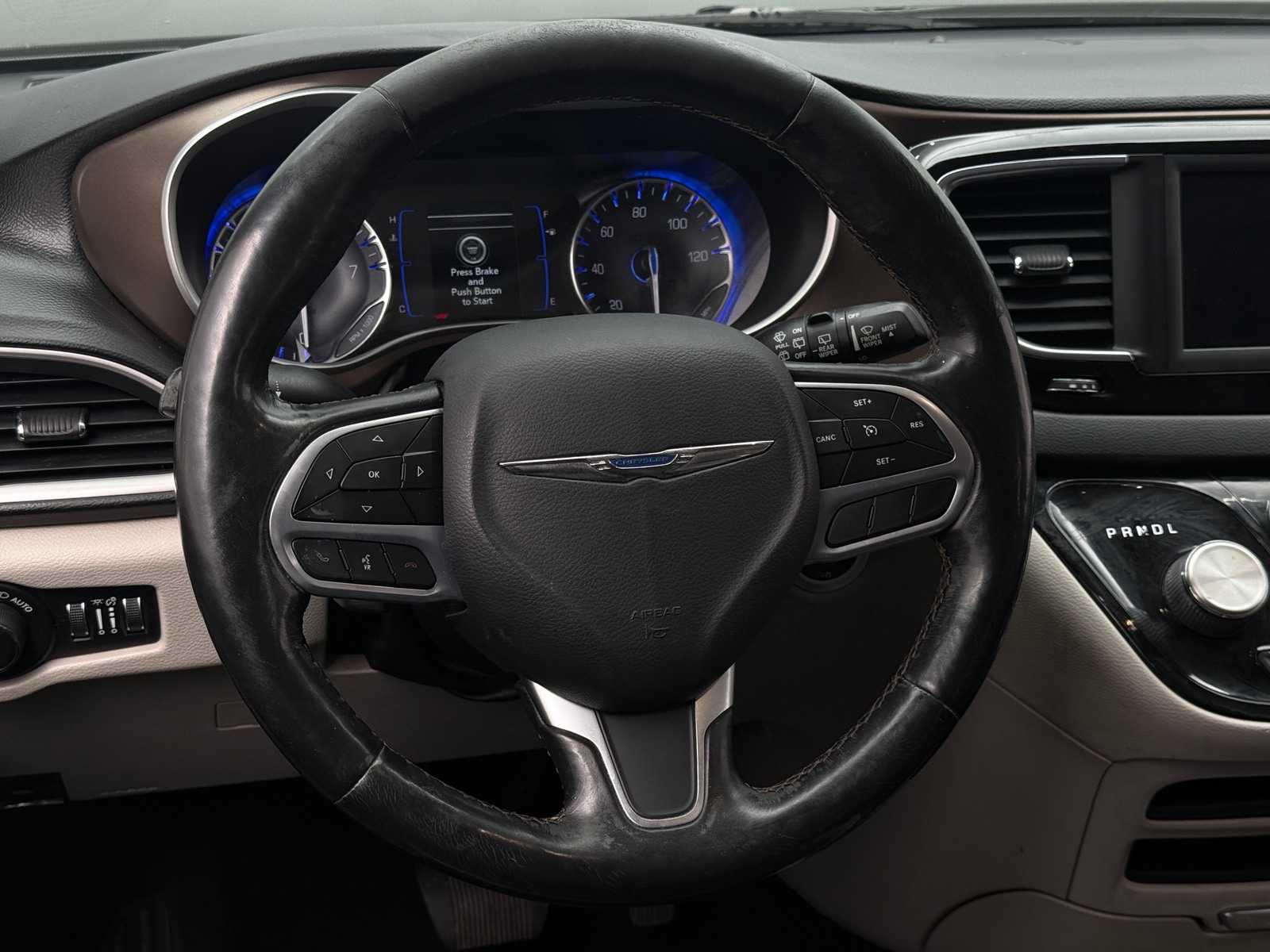 Thumbnail: 2019 Chrysler Pacifica - 4